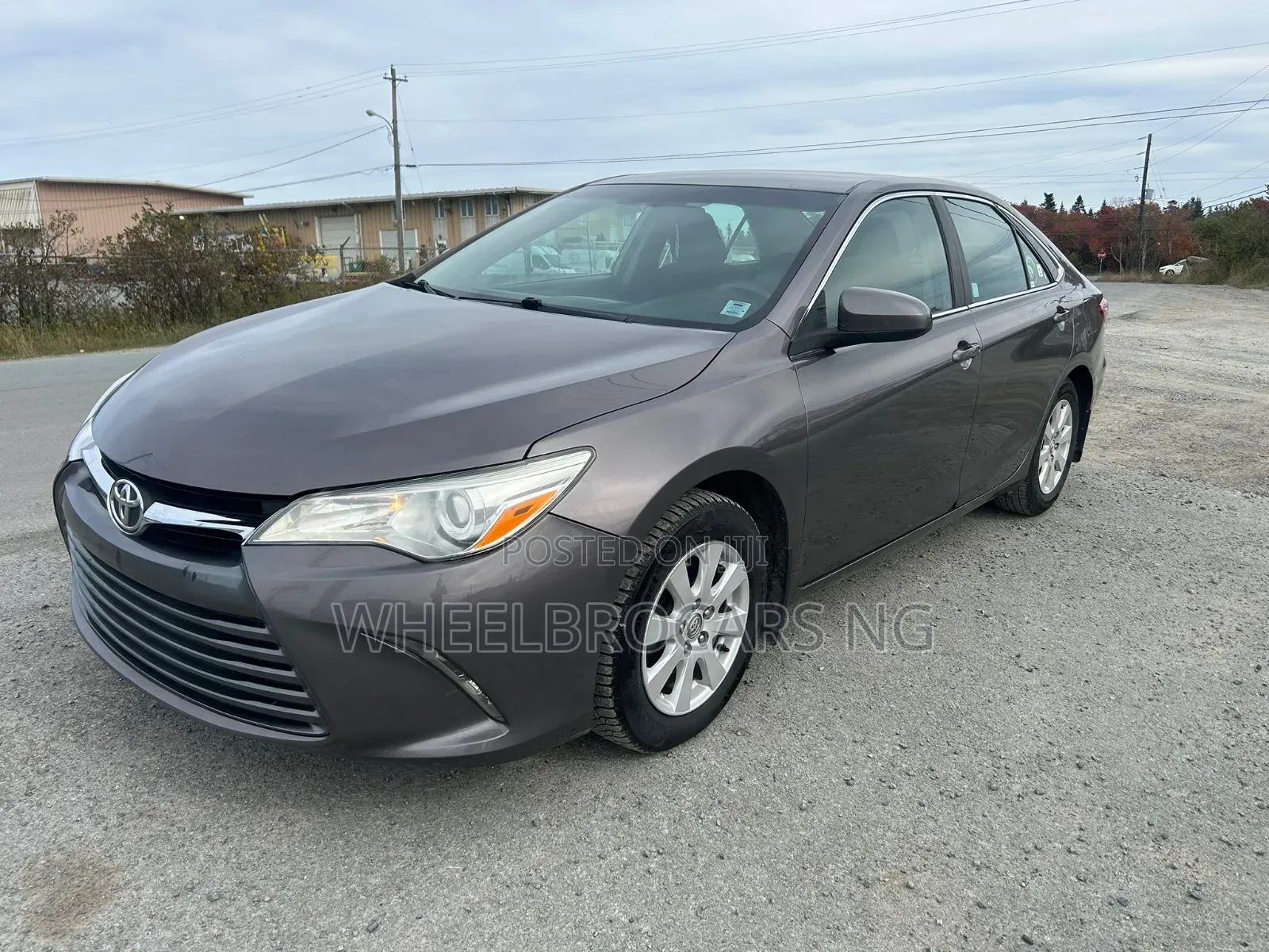 Toyota Camry LE 4dr Sedan (2.5L 4cyl 6A) 2017 Gray