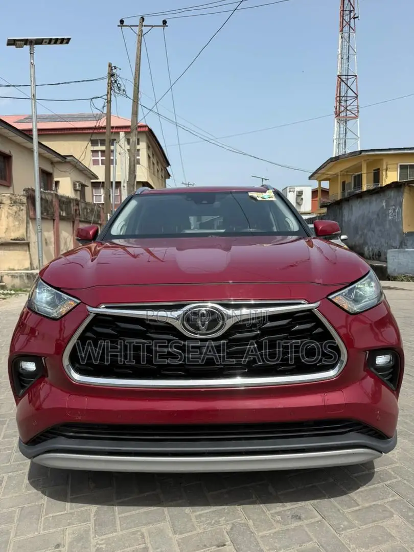 Toyota Highlander Platinum 2021 Red