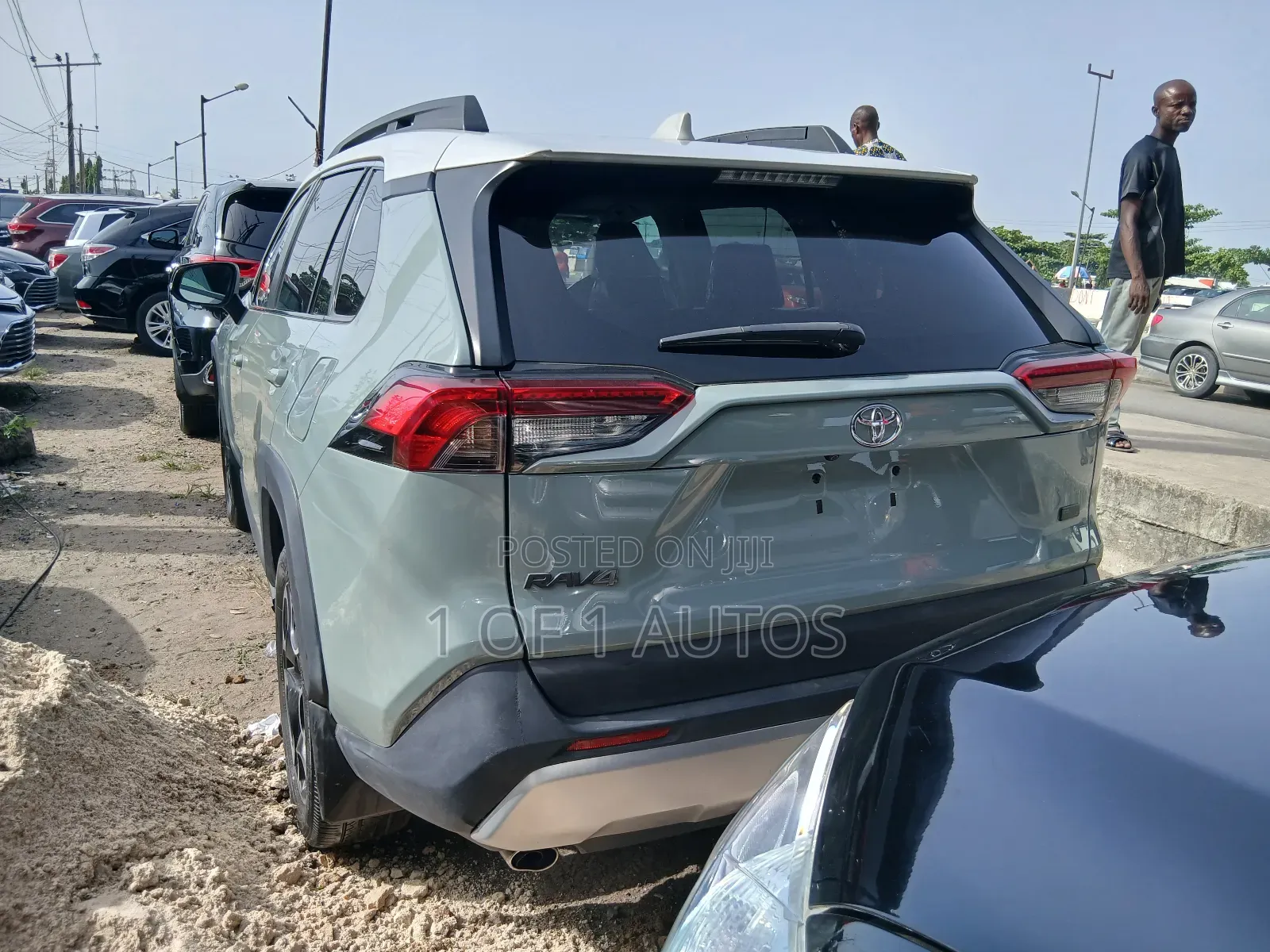 Toyota RAV4 Limited AWD 2020 Green