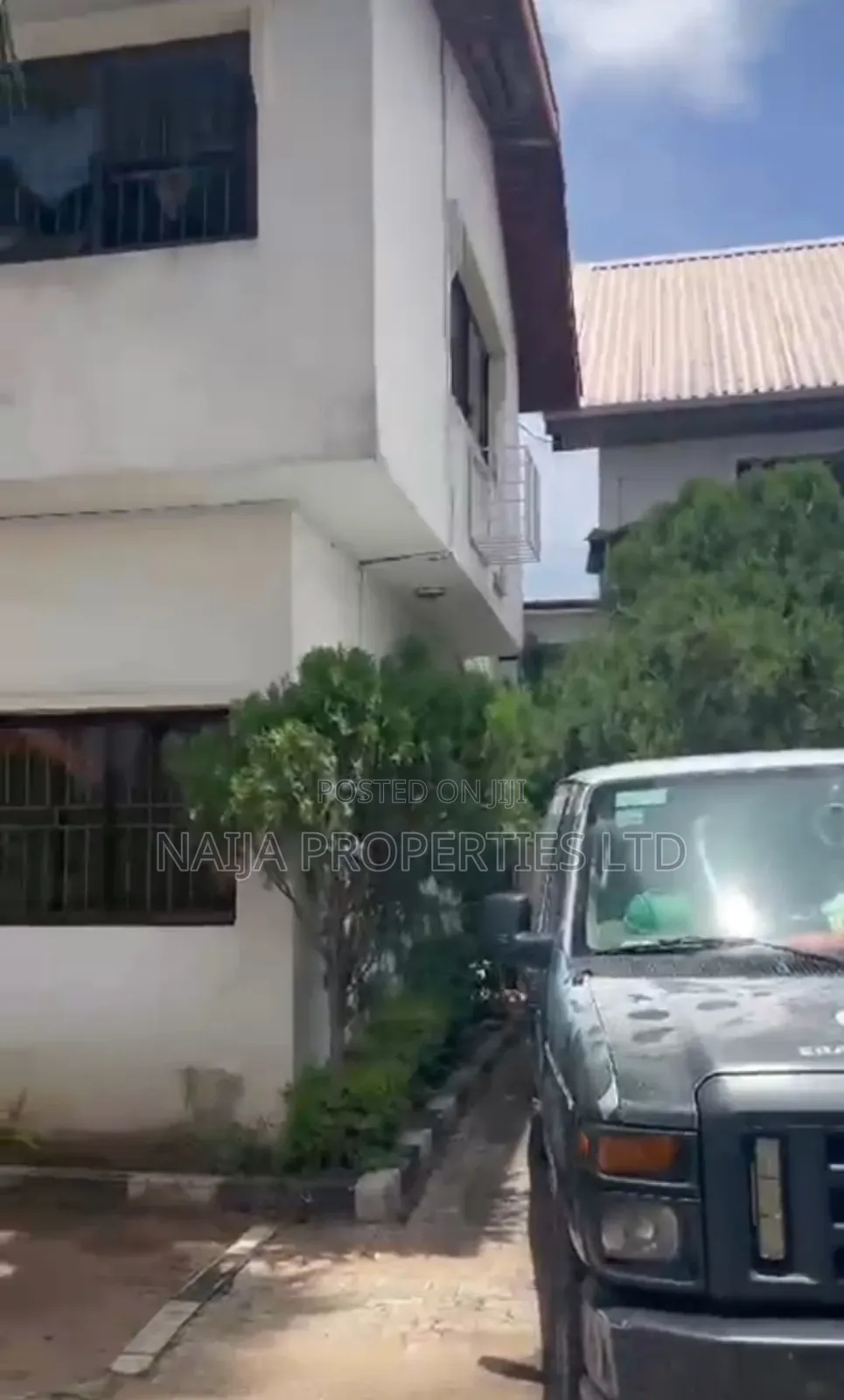 7 Bedroom Duplex in Victoria Island for Office Use