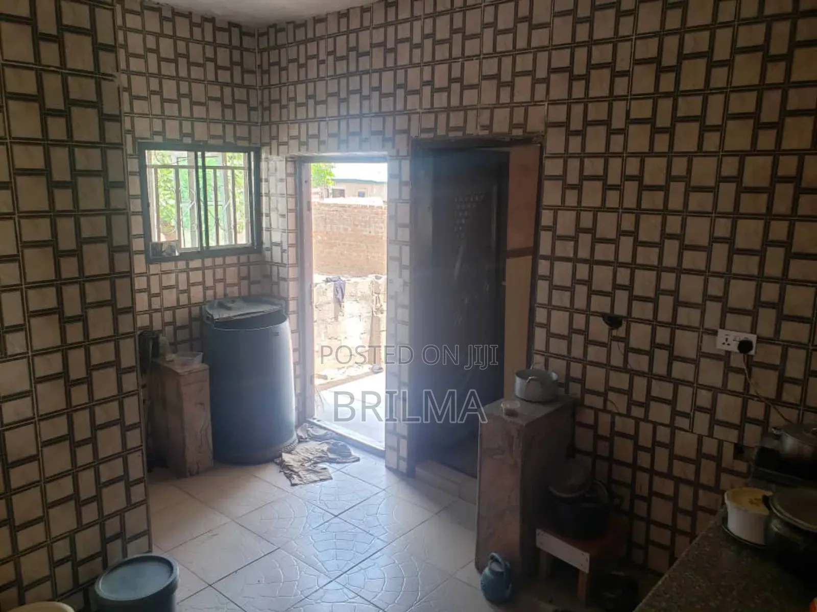 2bdrm Bungalow in Kuje for sale