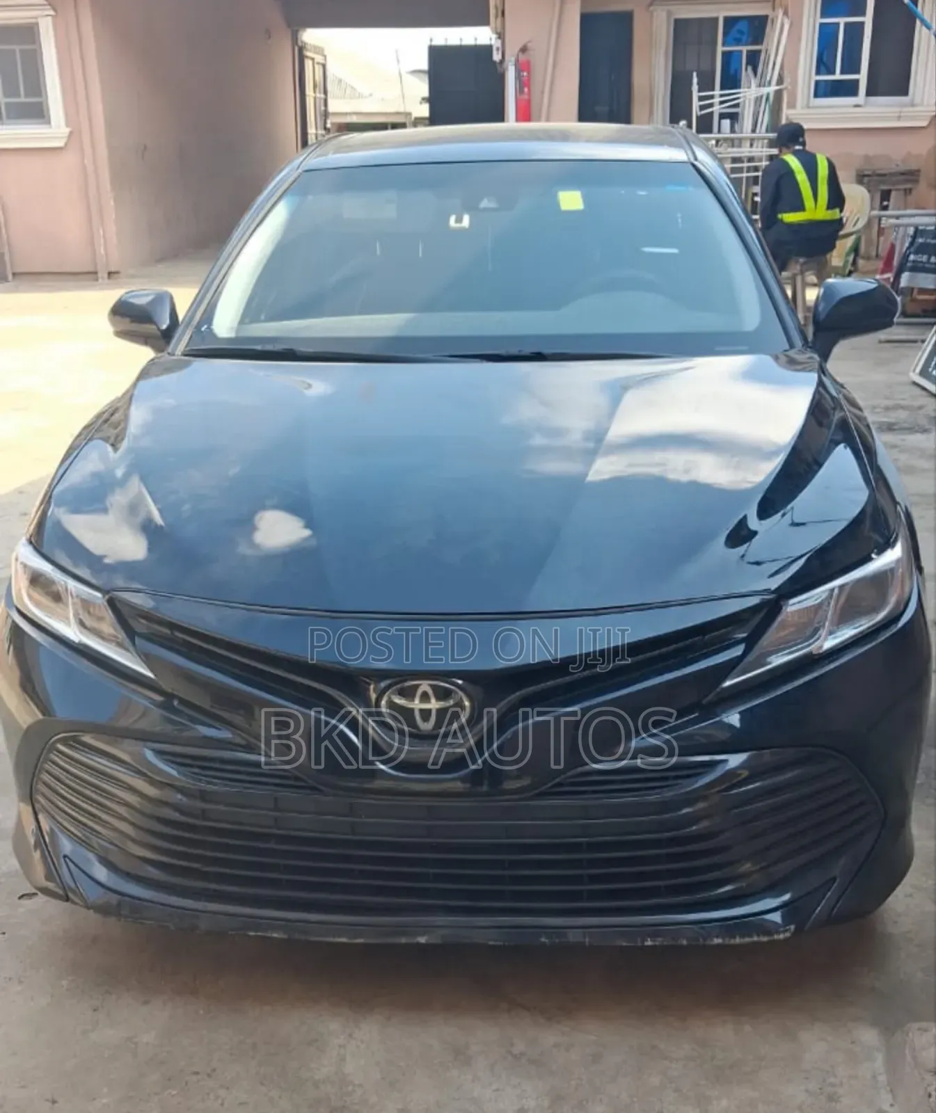 Toyota Camry LE (2.5L 4cyl 8A) 2019 Black