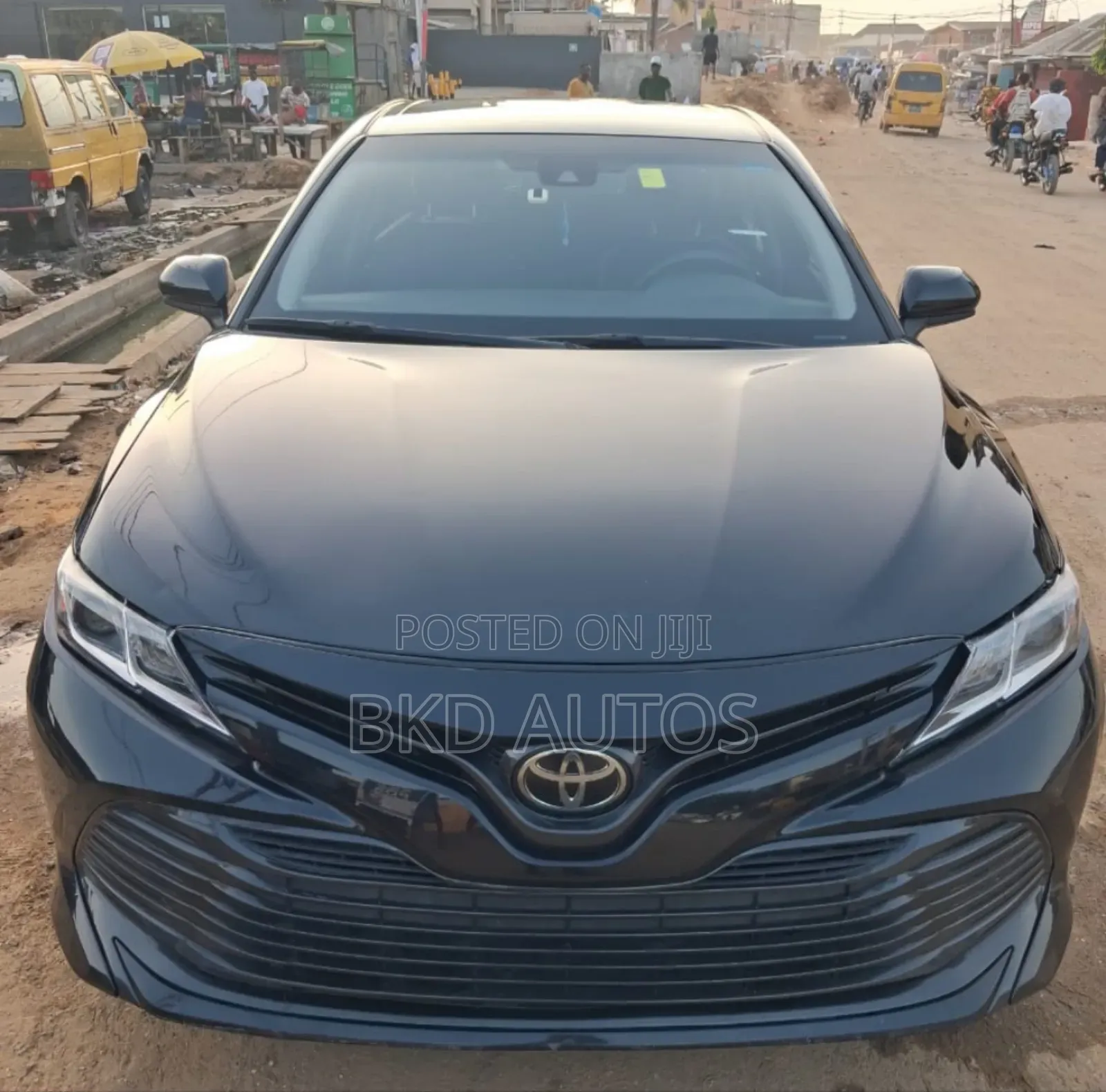 Toyota Camry LE (2.5L 4cyl 8A) 2019 Black