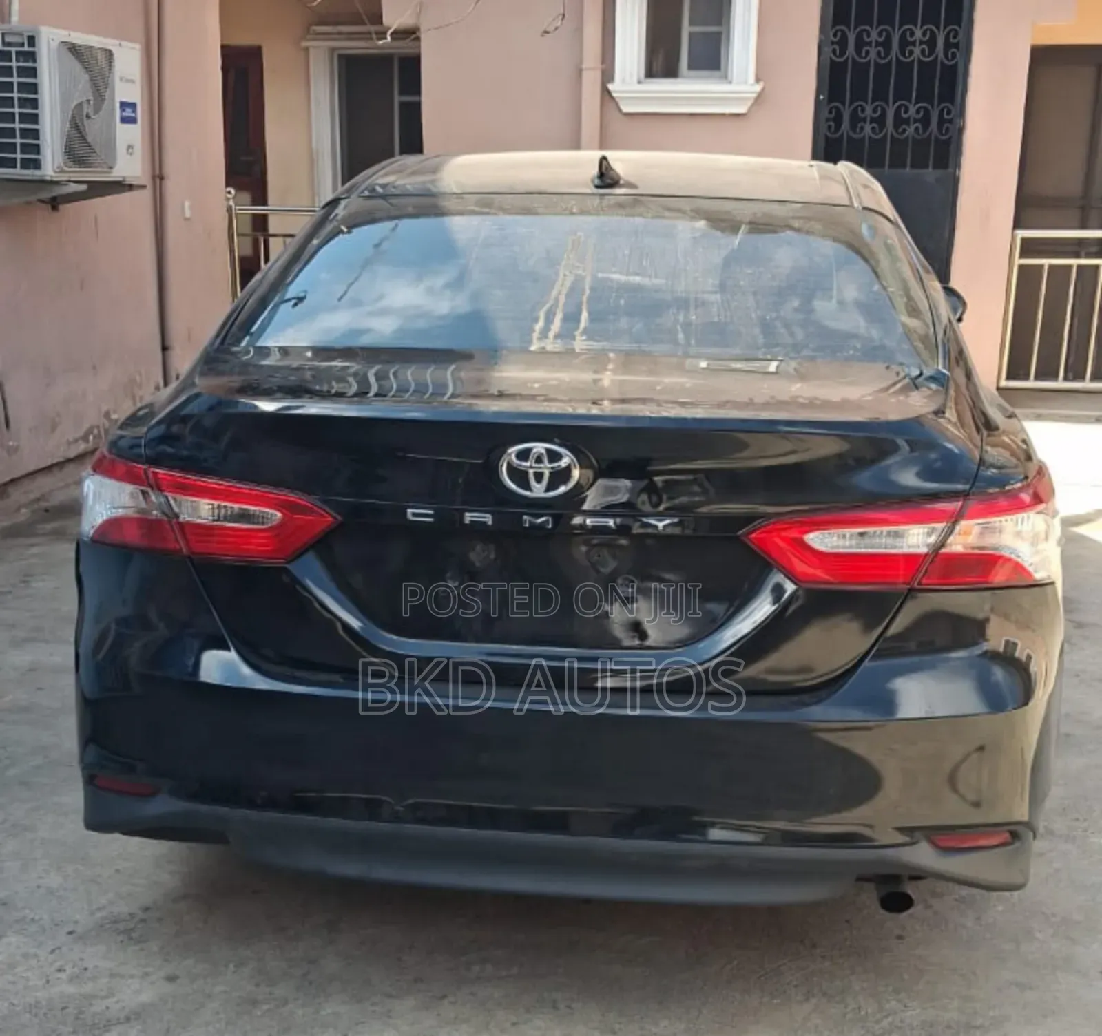 Toyota Camry LE (2.5L 4cyl 8A) 2019 Black