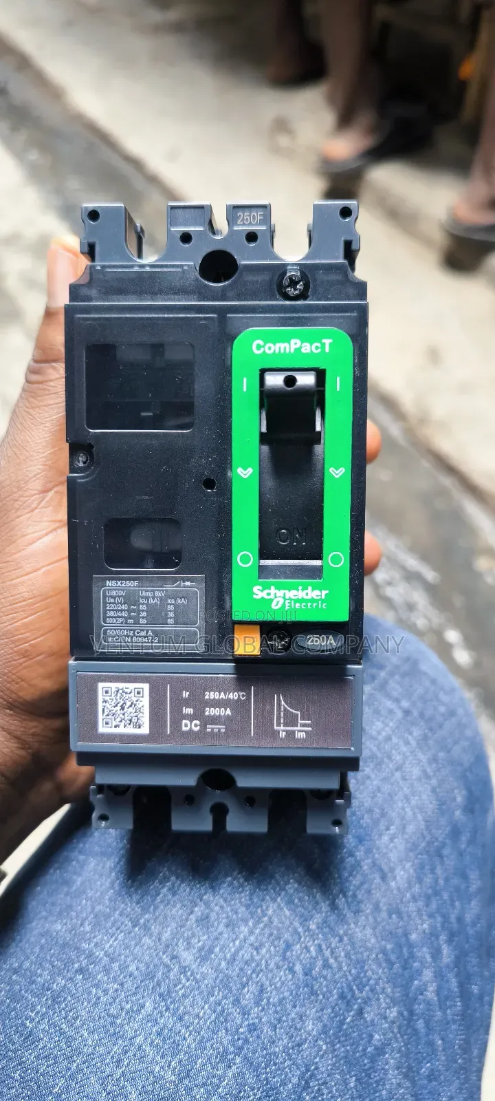 Original Dc Battery Breaker 250a Schneider 2pole