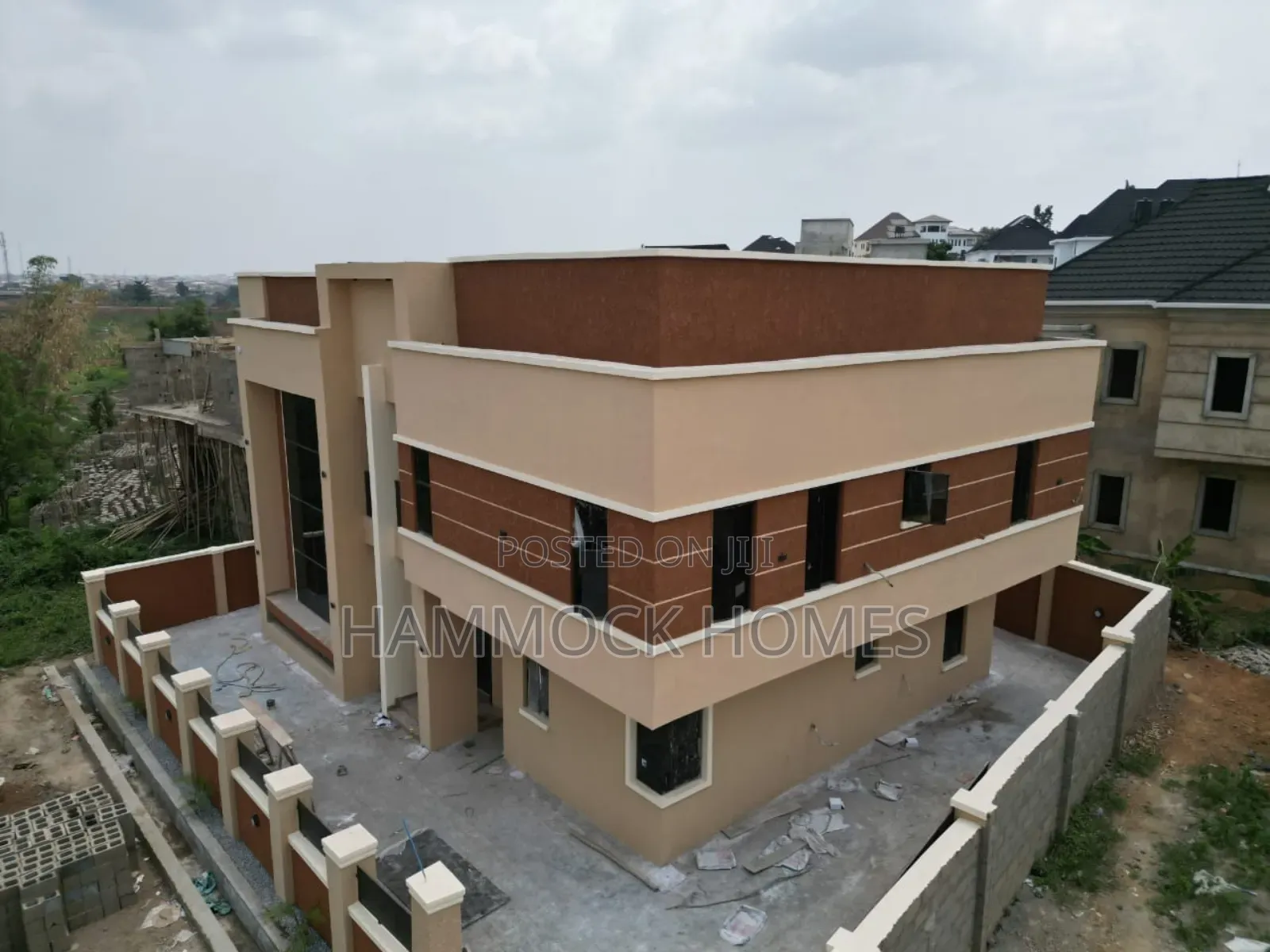 4bdrm Duplex in Carlton Gate Estate, Akobo for sale