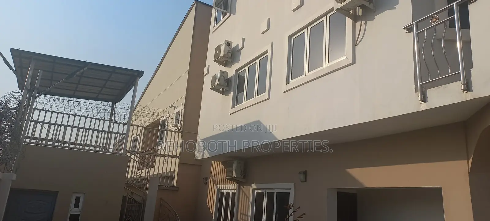 5bdrm Duplex in Customs Gate, Oluyole for sale