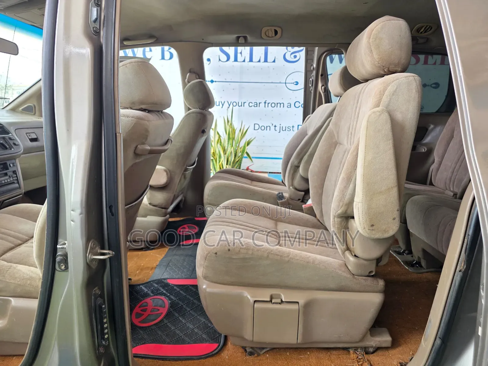Toyota Sienna 1999 Gold