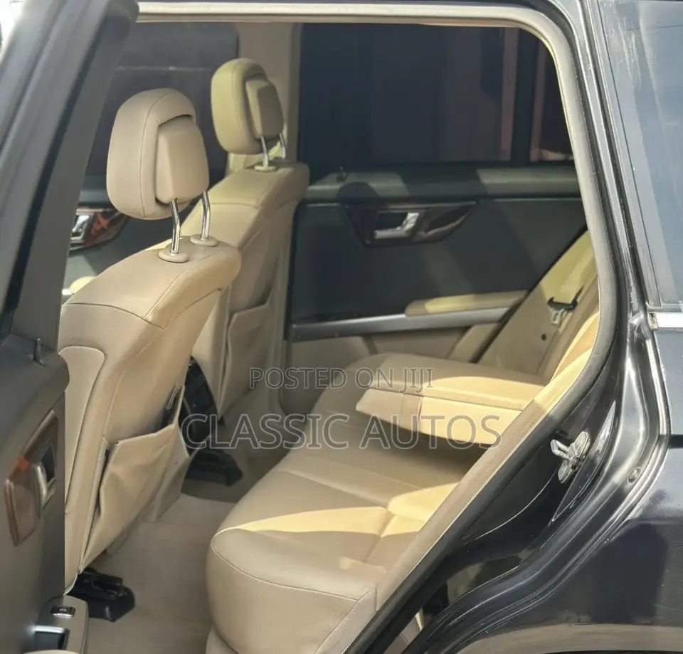 Mercedes-Benz GLK-Class 2010 Black