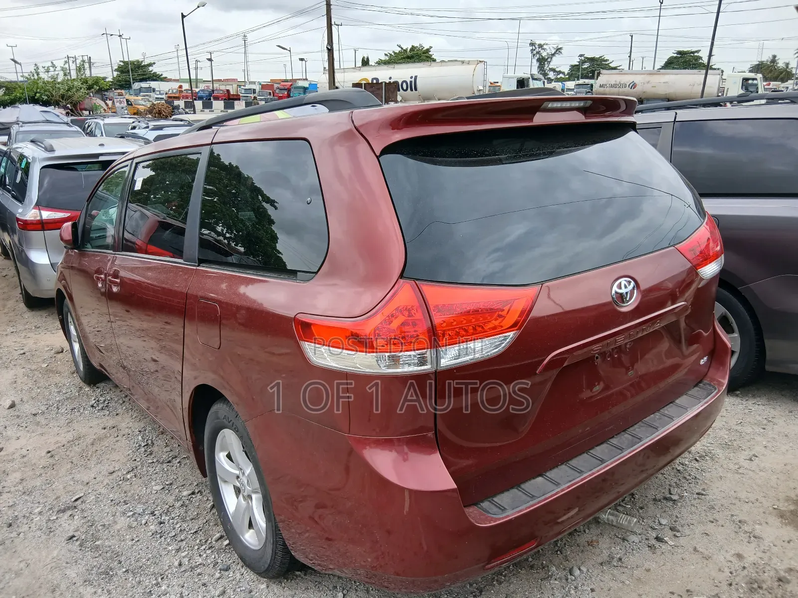 Toyota Sienna LE 7 Passenger 2011 Red