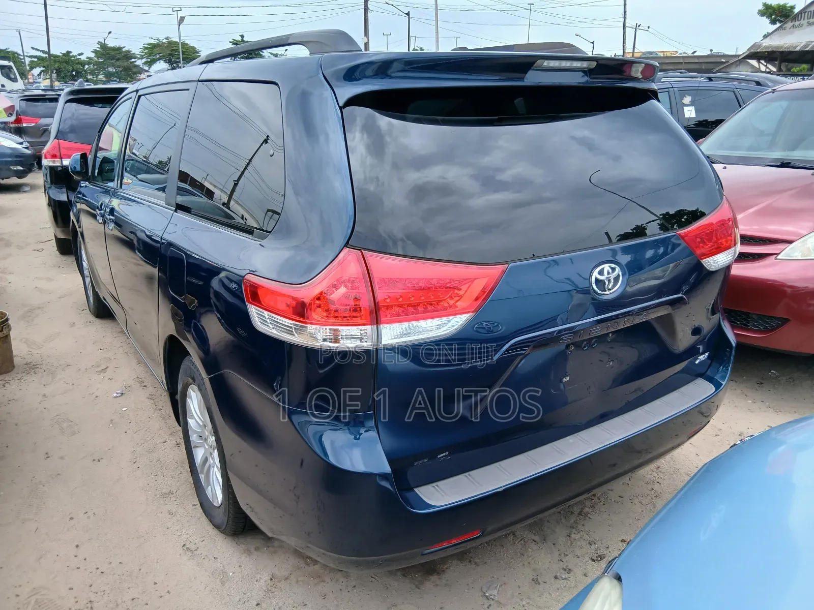 Toyota Sienna XLE 7 Passenger 2012 Blue