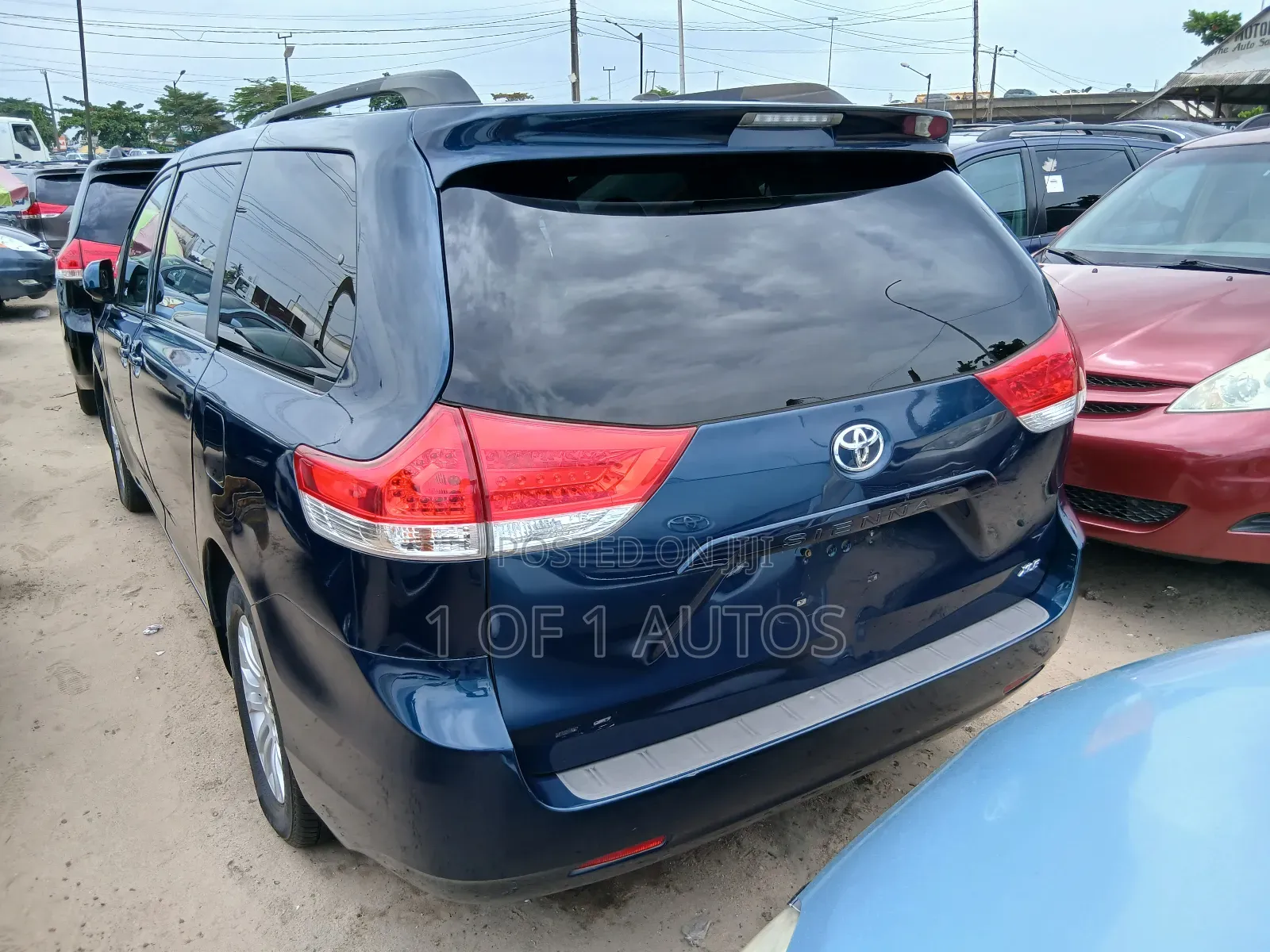 Toyota Sienna XLE 7 Passenger 2012 Blue