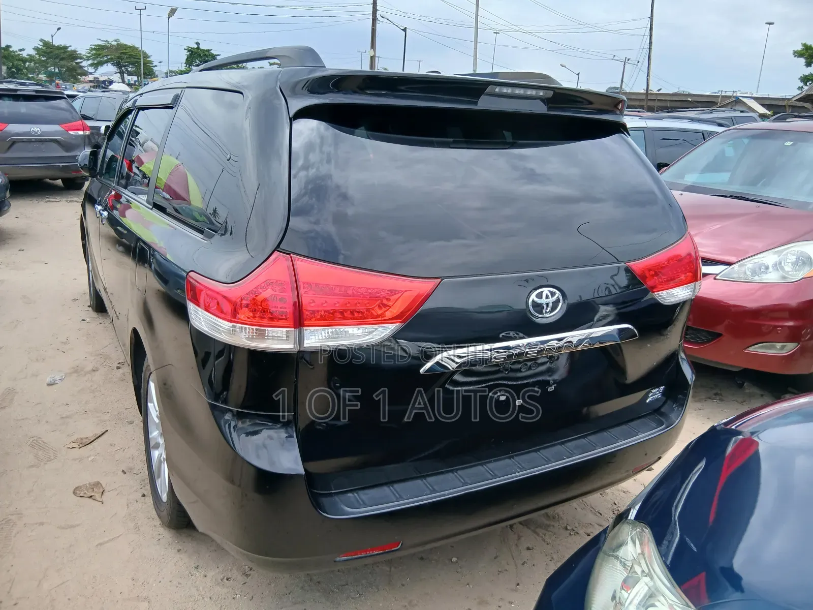 Toyota Sienna XLE 7 Passenger 2012 Black