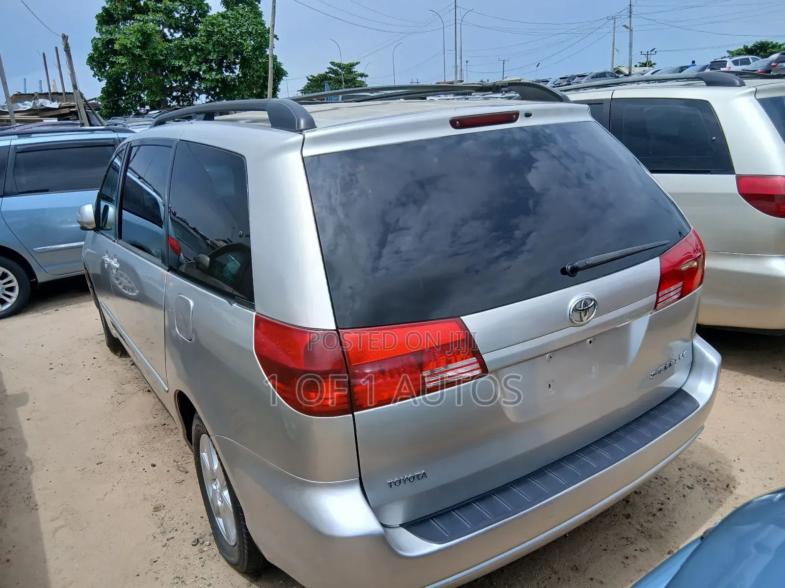 Toyota Sienna LE AWD (3.3L V6 5A) 2004 Silver