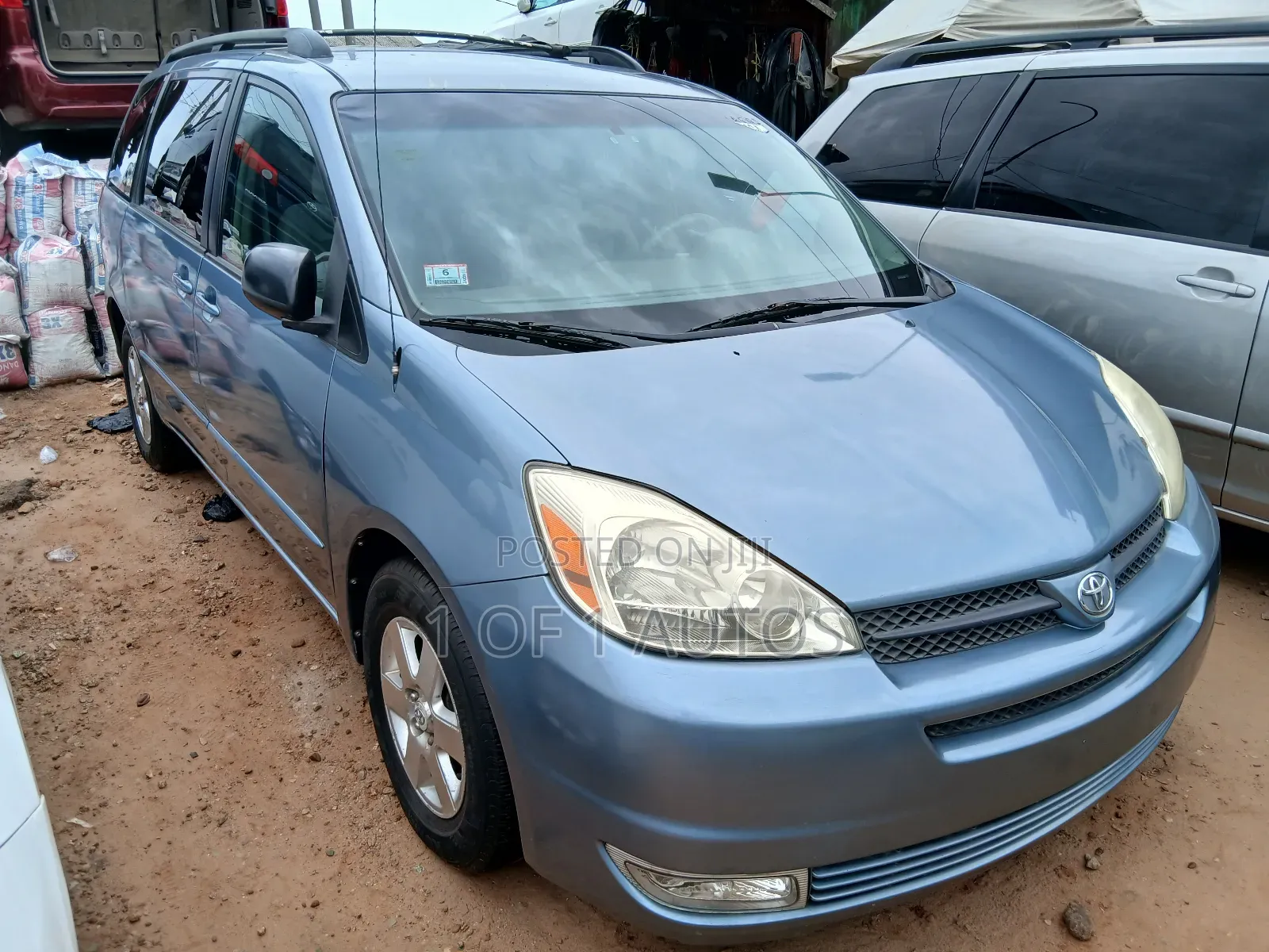 Toyota Sienna LE AWD (3.3L V6 5A) 2004 Blue