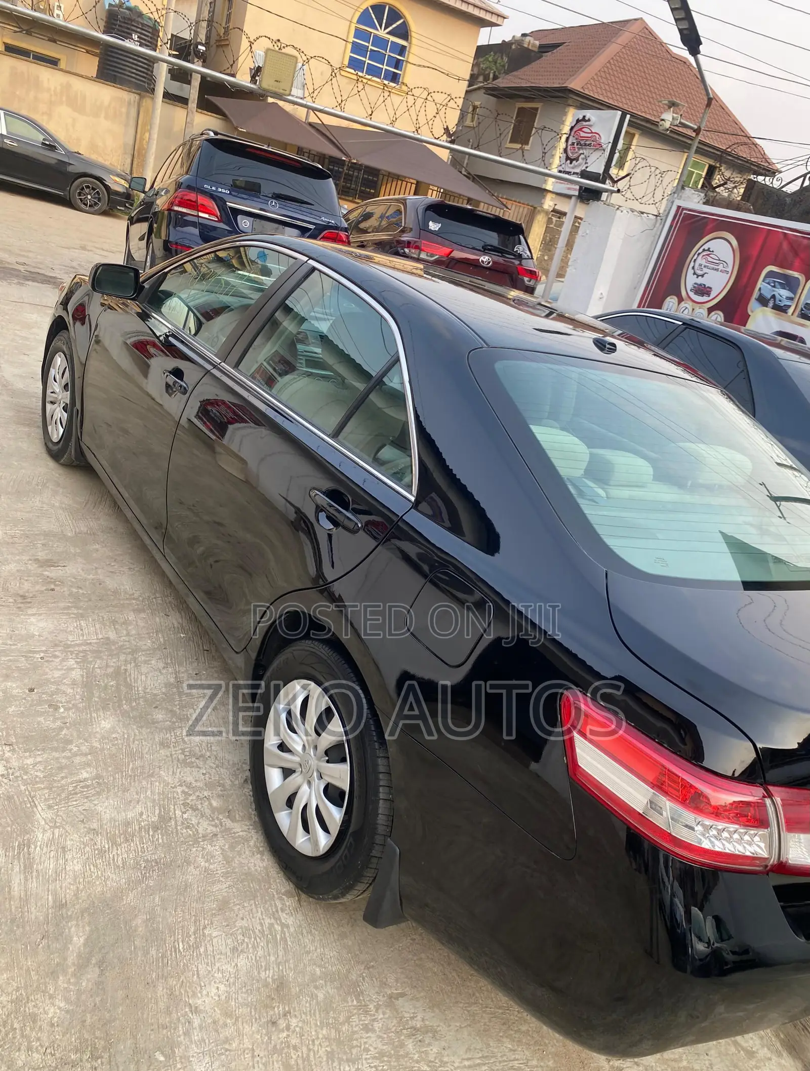 Toyota Camry 2011 Black