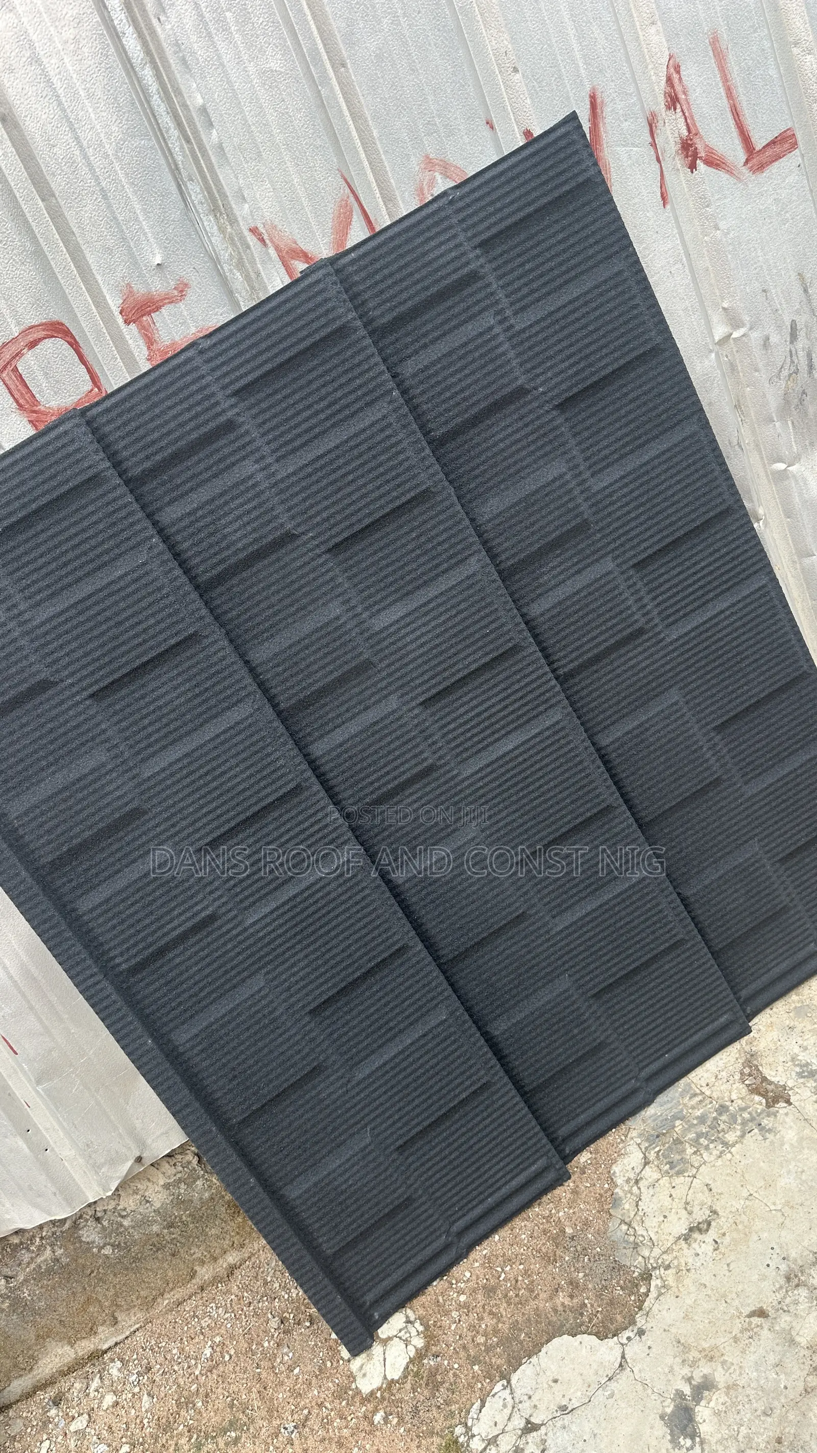 Pure Black Shingle Roofing Tiles Korea Product