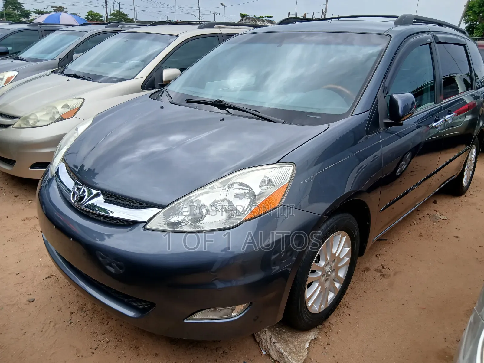 Toyota Sienna LE 8 Passenger 2010 Blue