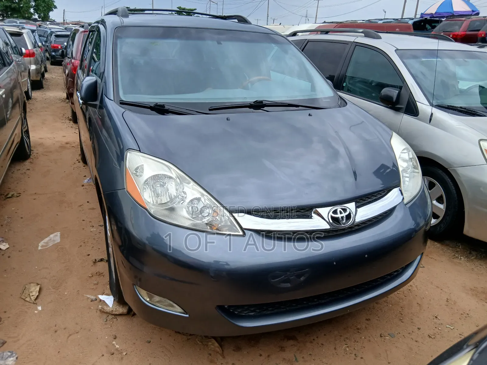 Toyota Sienna LE 8 Passenger 2010 Blue