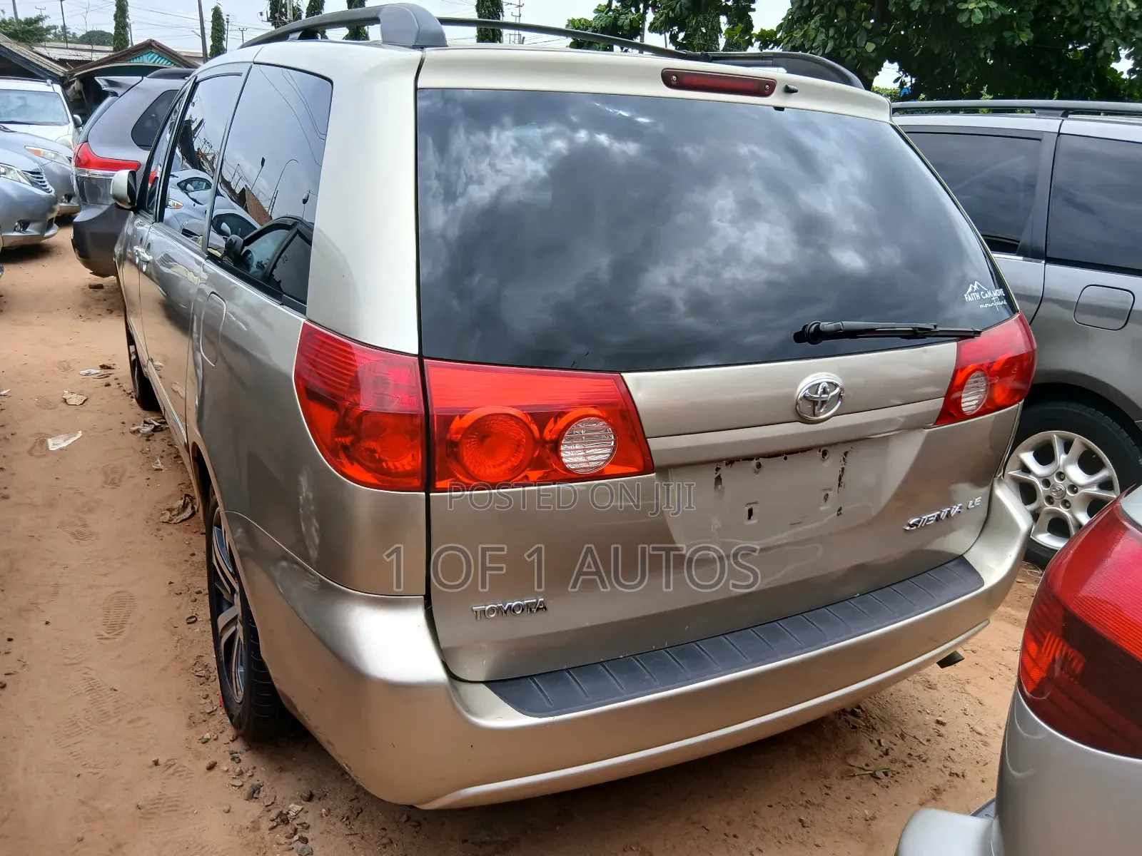 Toyota Sienna LE AWD 2006 Gold