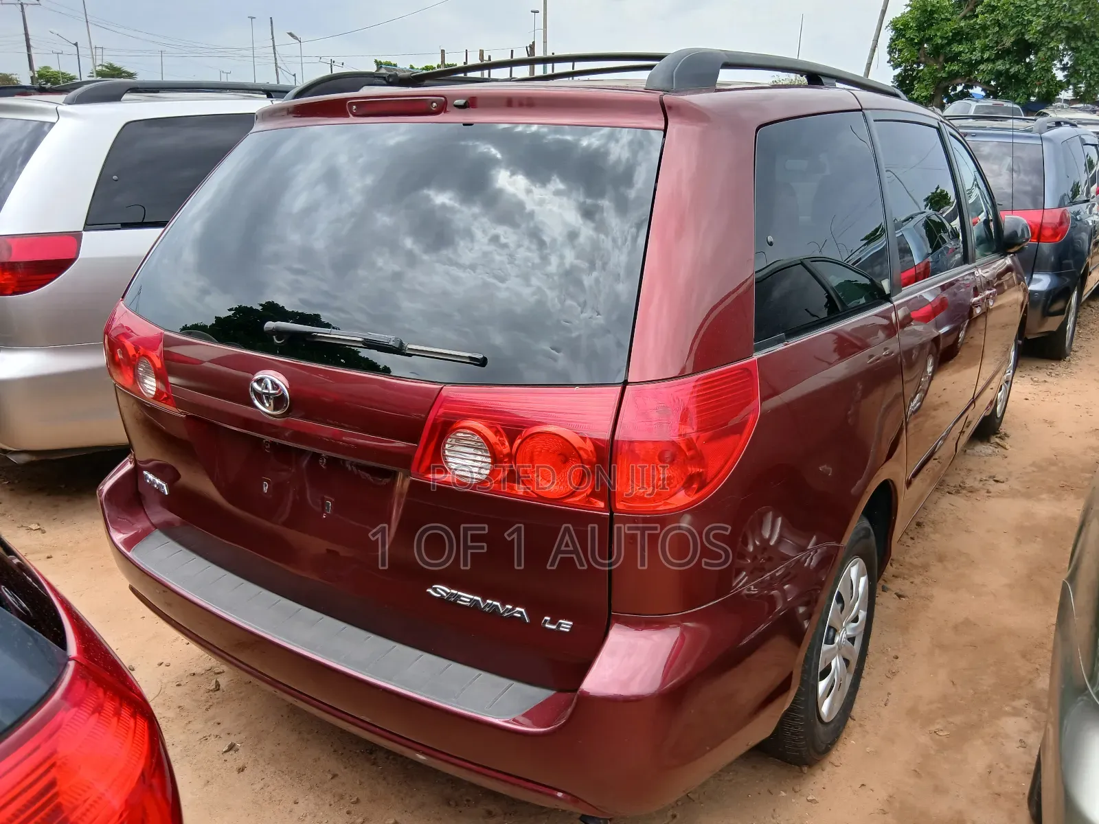 Toyota Sienna LE 2008 Red