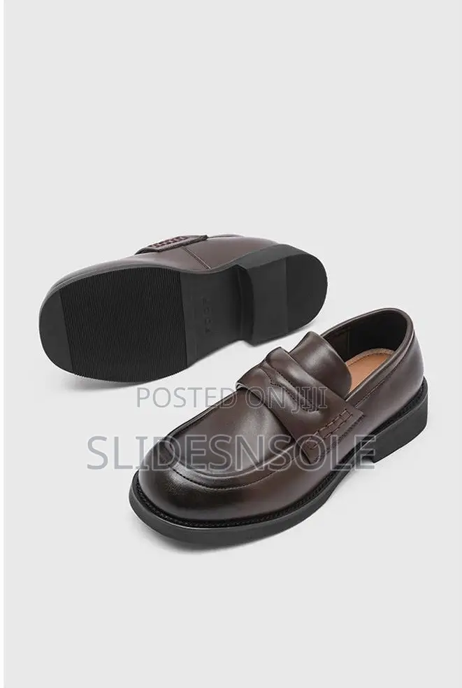 Statement Cut-Out Bridge Loafers