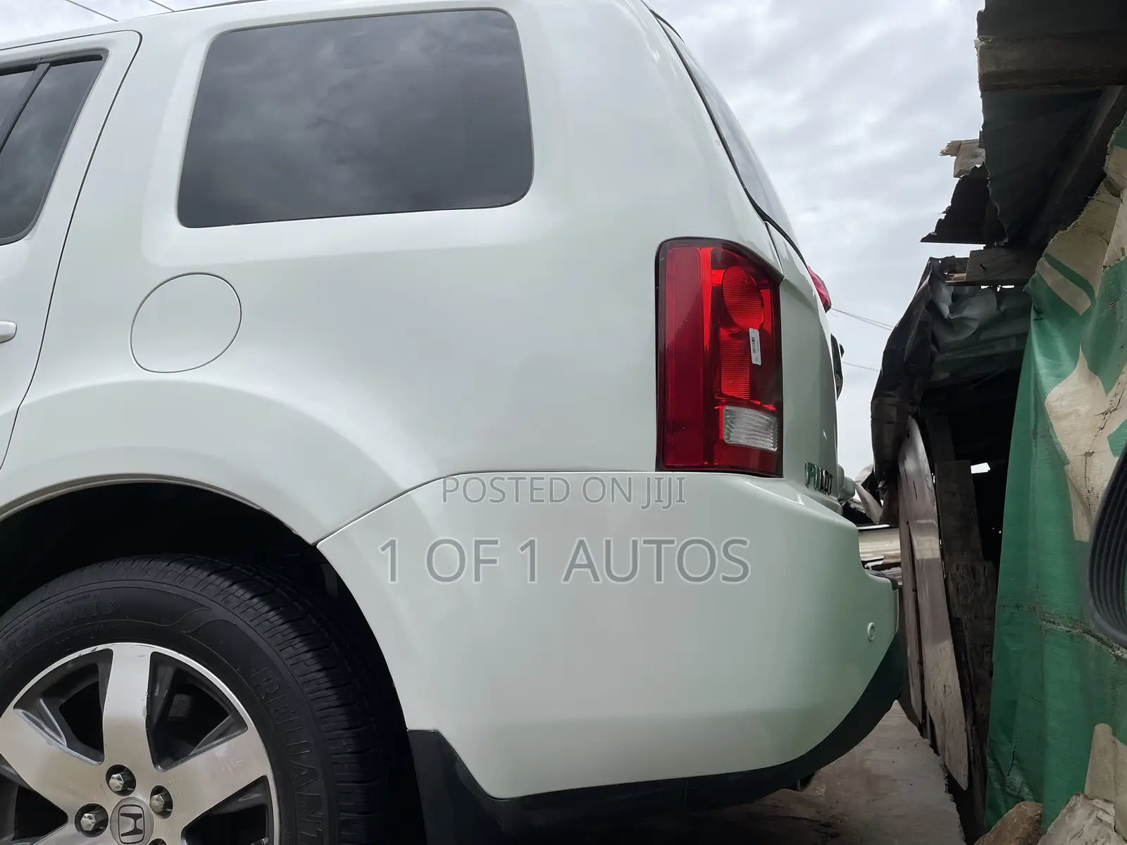 Honda Pilot Touring w/RES/Navi 4WD (3.5L 6cyl 5A) 2012 White