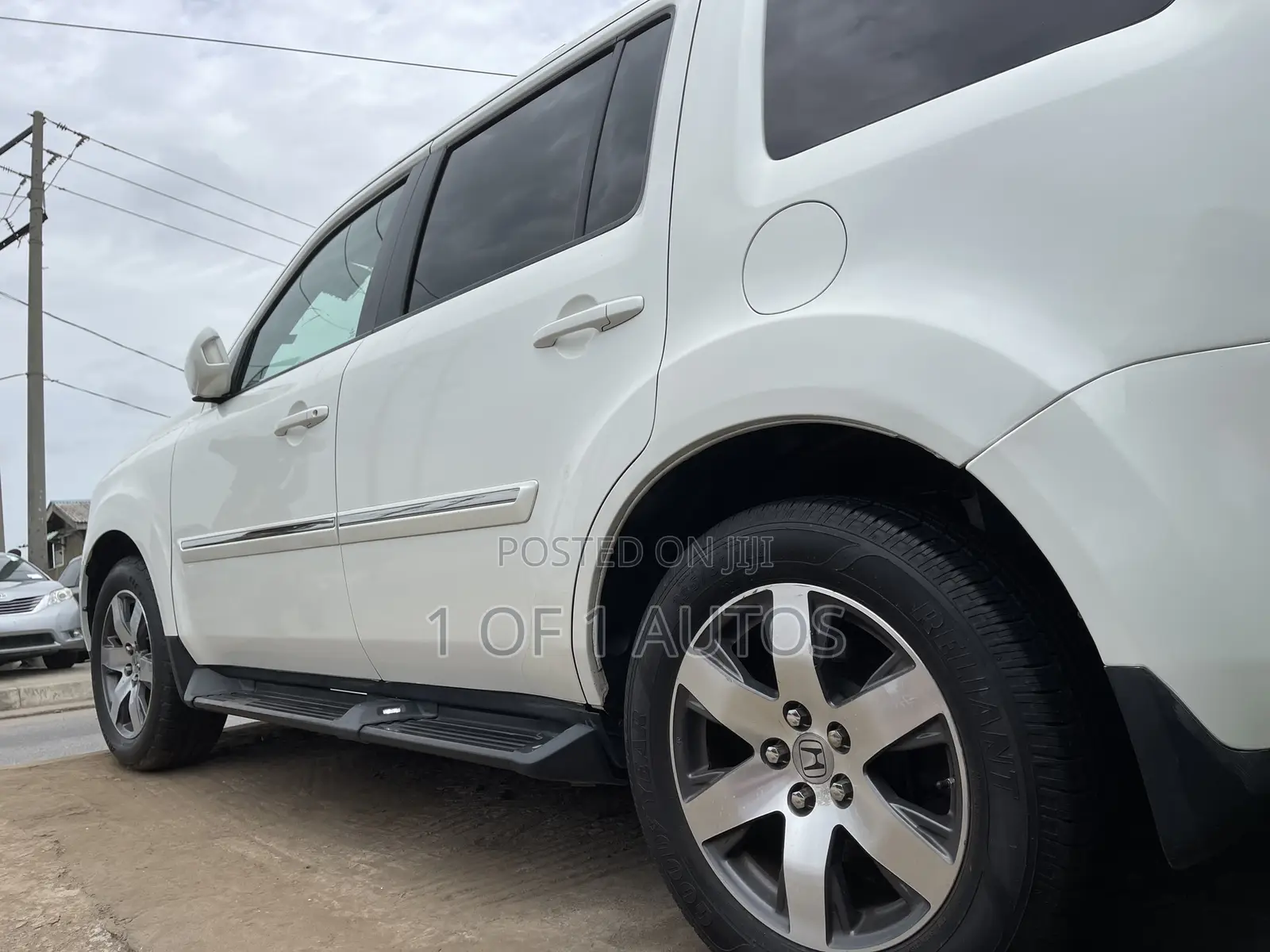 Honda Pilot Touring w/RES/Navi 4WD (3.5L 6cyl 5A) 2012 White