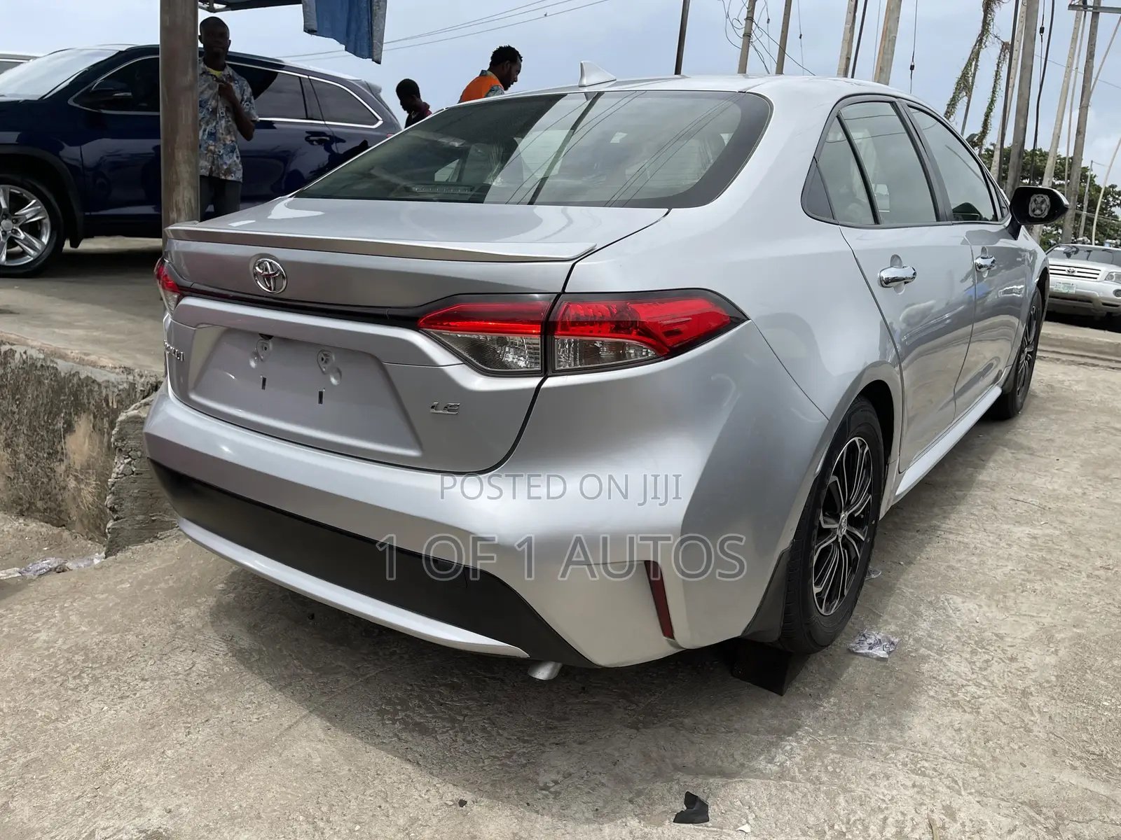 Toyota Corolla LE 2020 Silver