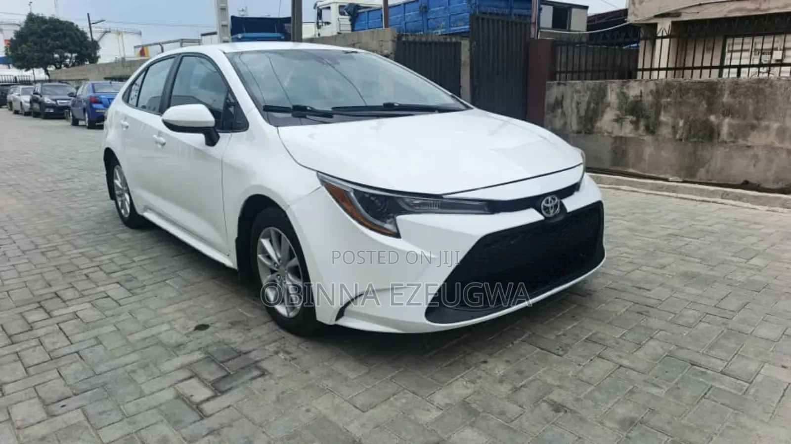 Toyota Corolla LE 2022 White