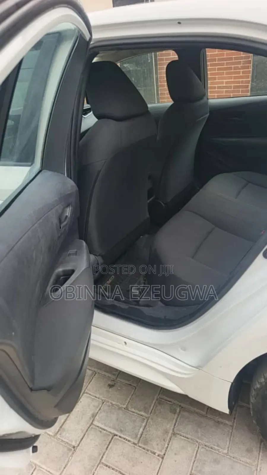 Toyota Corolla LE 2022 White