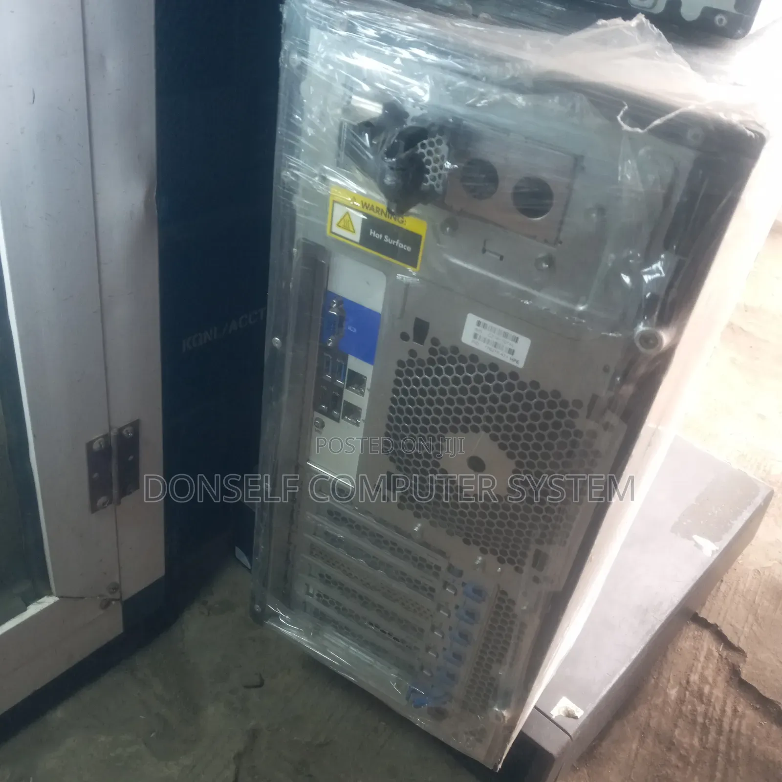Server HP ProLiant DL360 Gen9 32GB Intel Xeon HDD 1T
