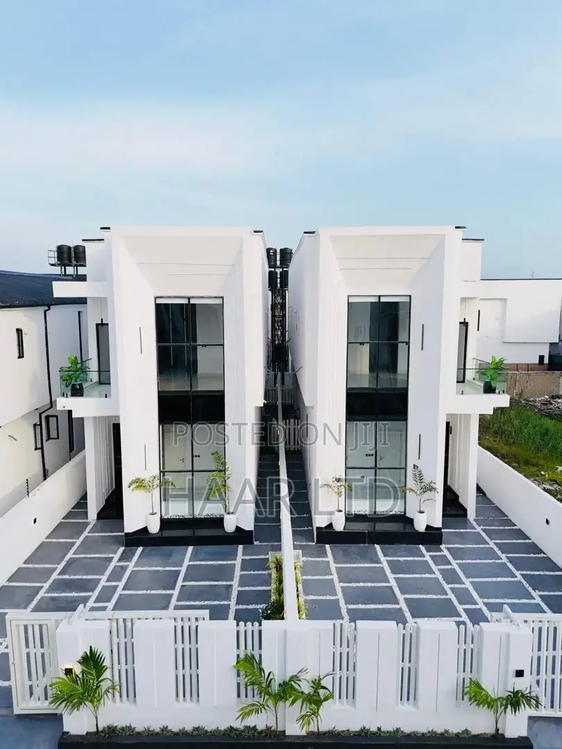 5bdrm Duplex in Ado / Ajah for sale