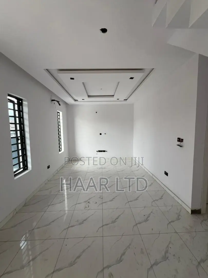3bdrm Duplex in Abraham Adesanya Estate for sale