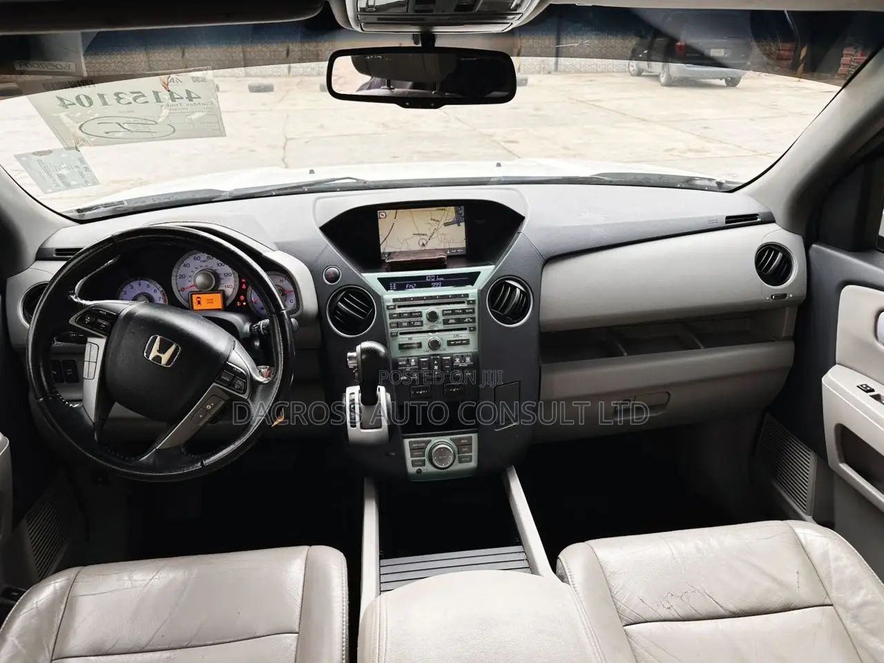 Honda Pilot Touring w/RES/Navi 4WD (3.5L 6cyl 5A) 2011 White
