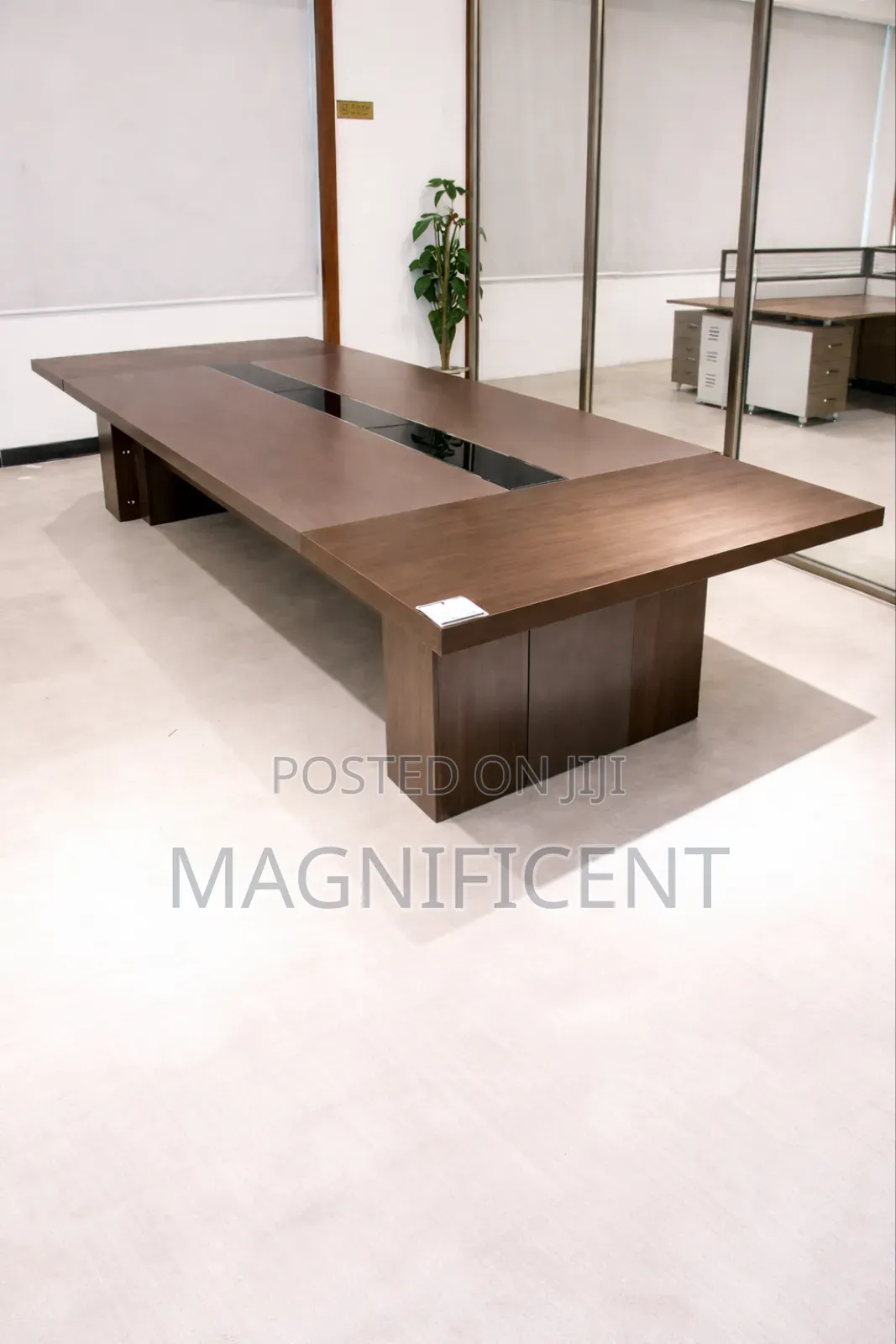 Premium Executive Boardroom Table – Luxury Modern Conference Desk