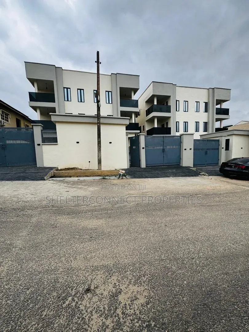 4bdrm Duplex in Magodo Isheri for sale