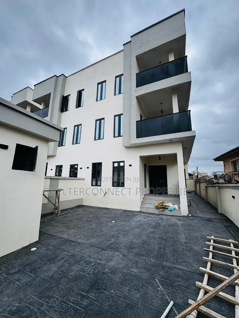 4bdrm Duplex in Magodo Isheri for sale