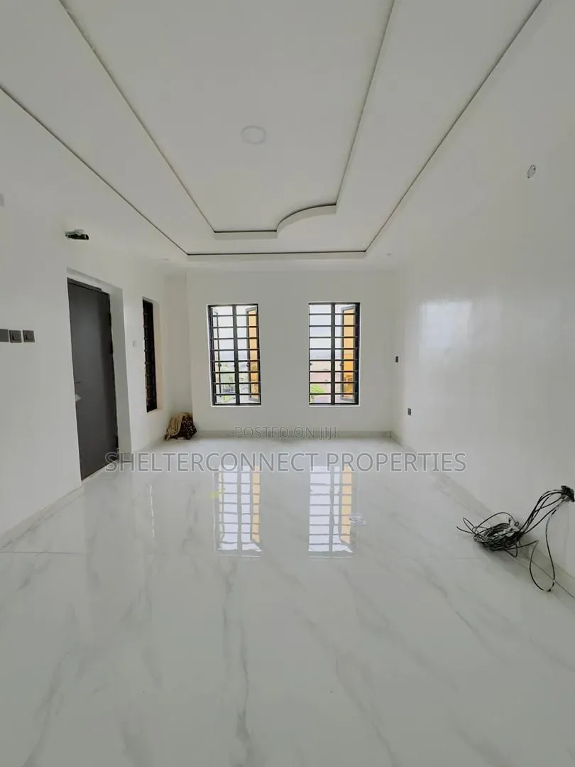 4bdrm Duplex in Magodo Isheri for sale