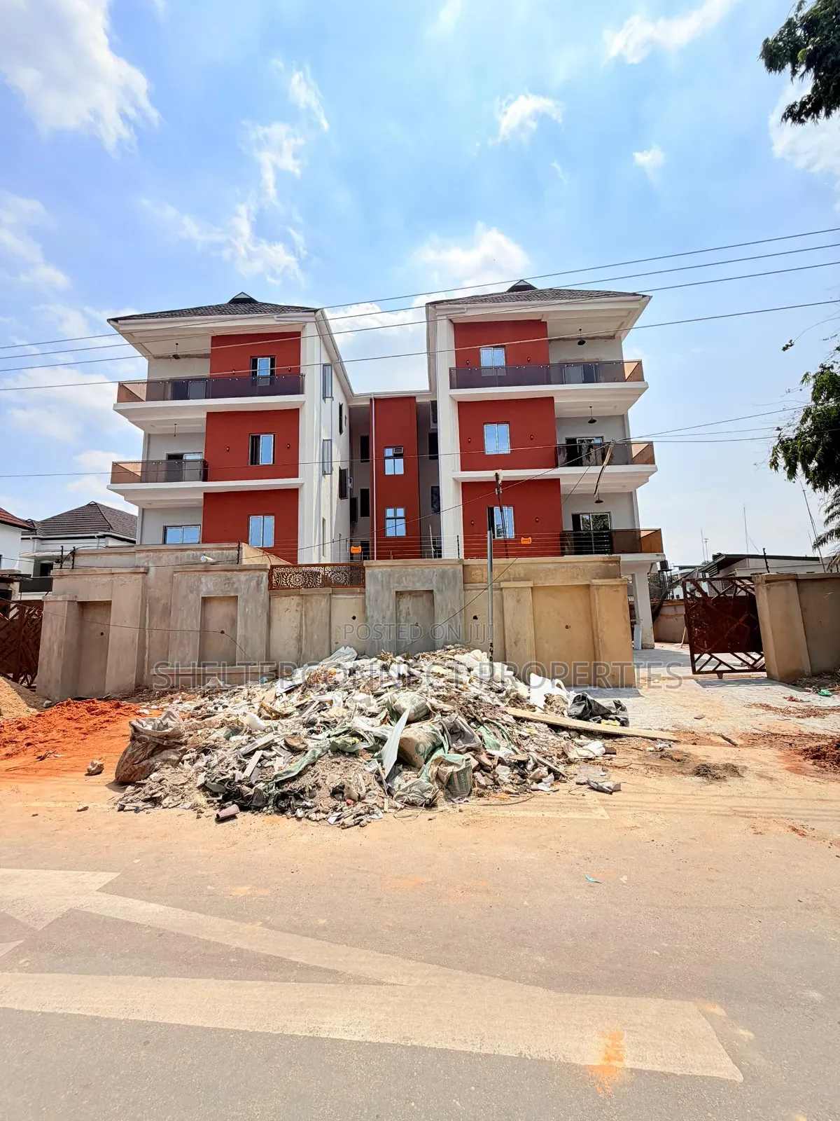 4bdrm Apartment in Ikeja GRA for sale