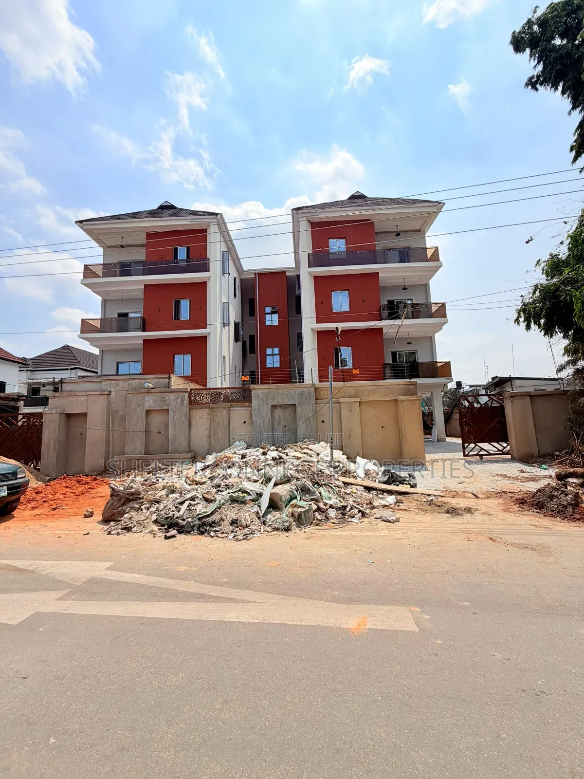 4bdrm Apartment in Ikeja GRA for sale