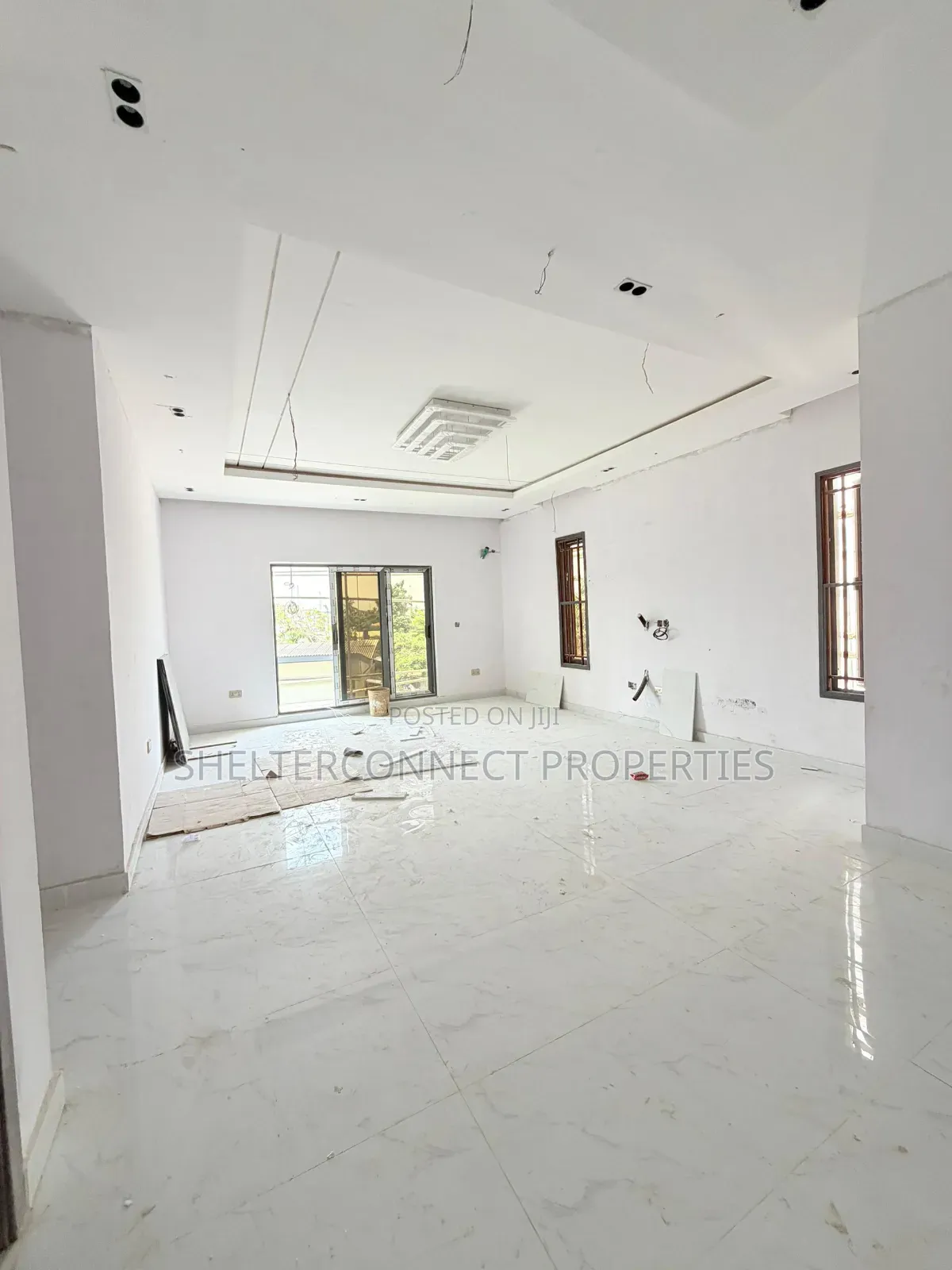 4bdrm Apartment in Ikeja GRA for sale