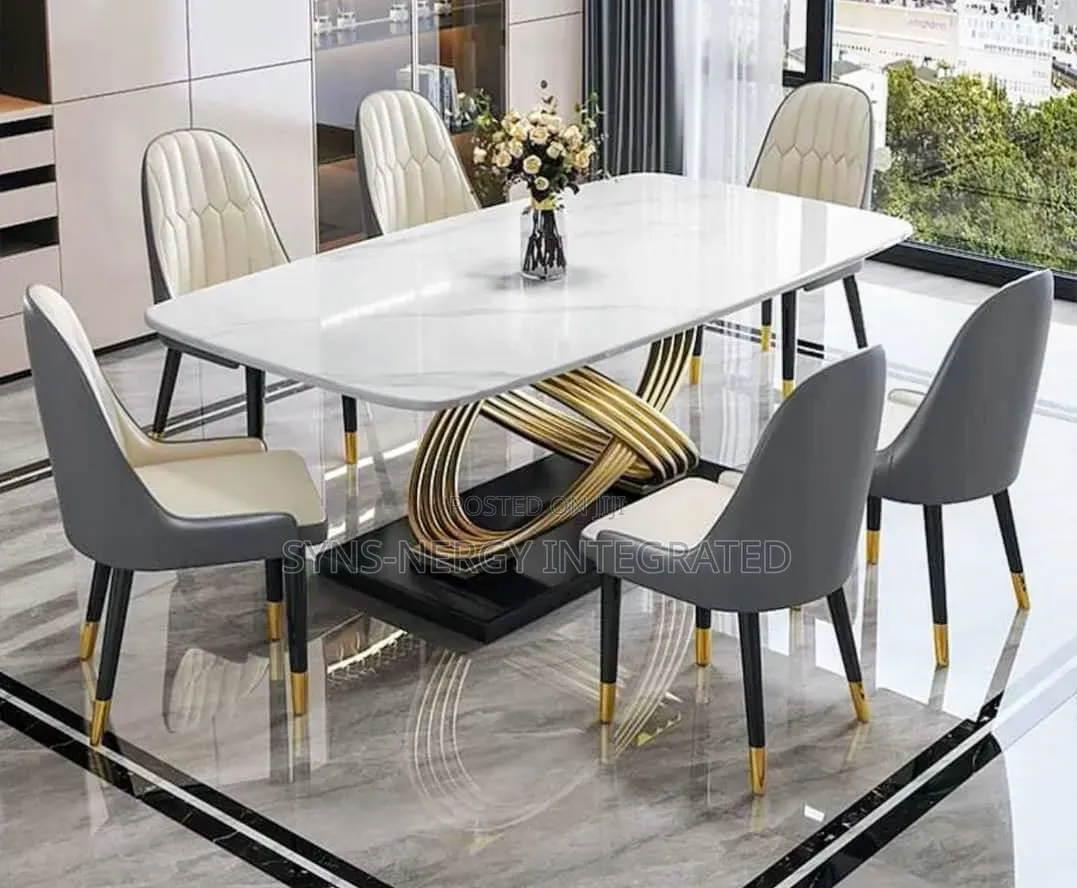 Stylish Dinning Table and Chairs