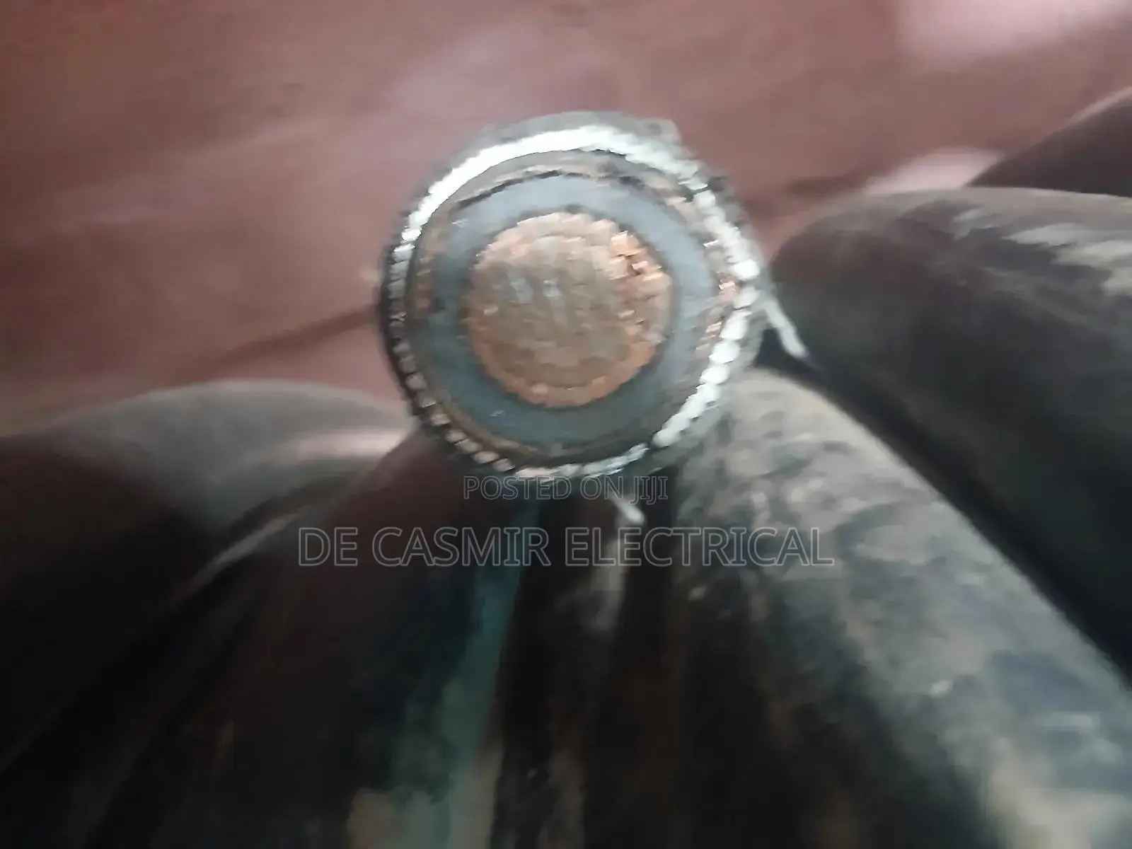 1x240mm2 Armoured Cable