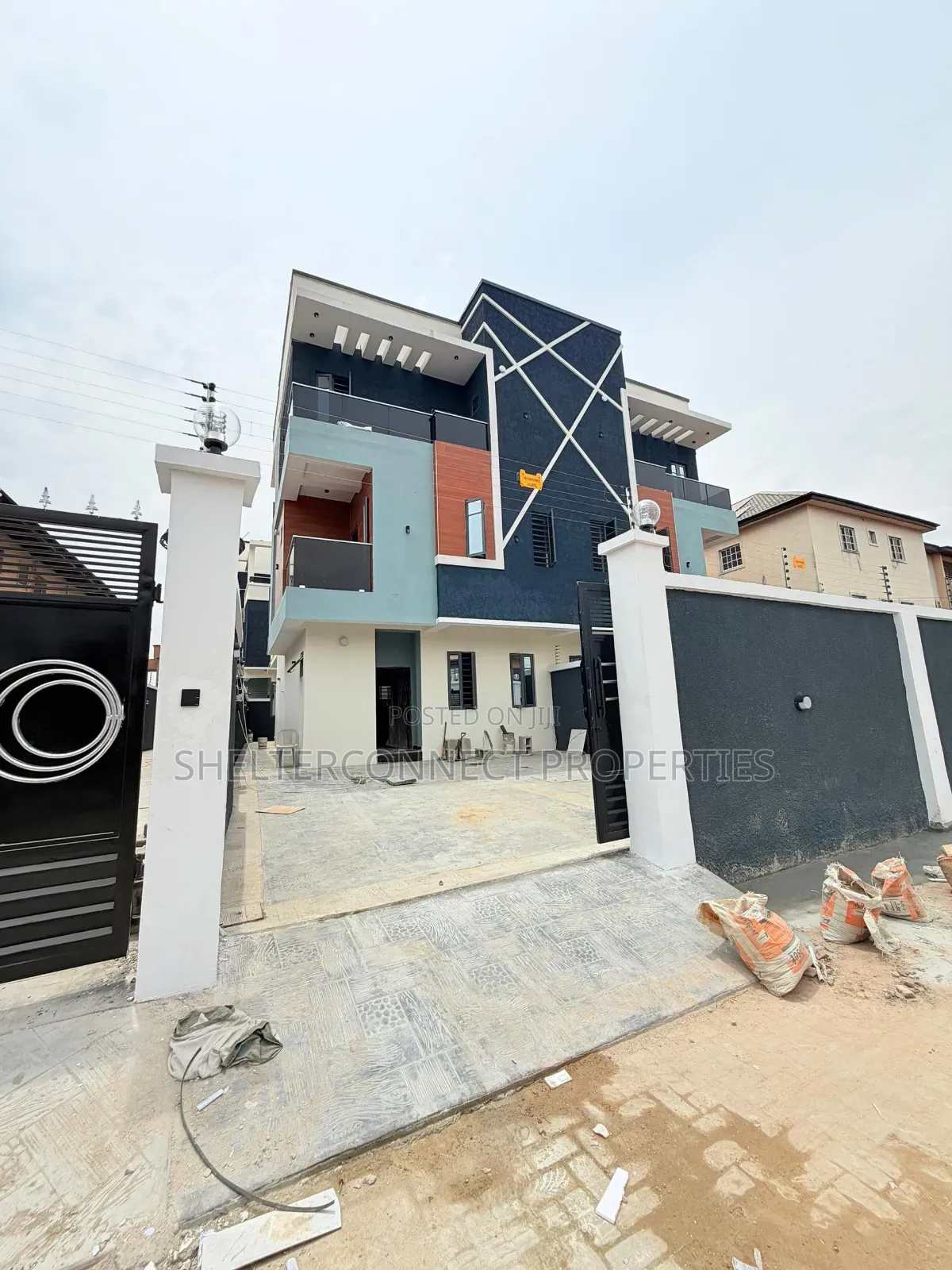 4bdrm Duplex in Phase 1 / Gbagada for sale