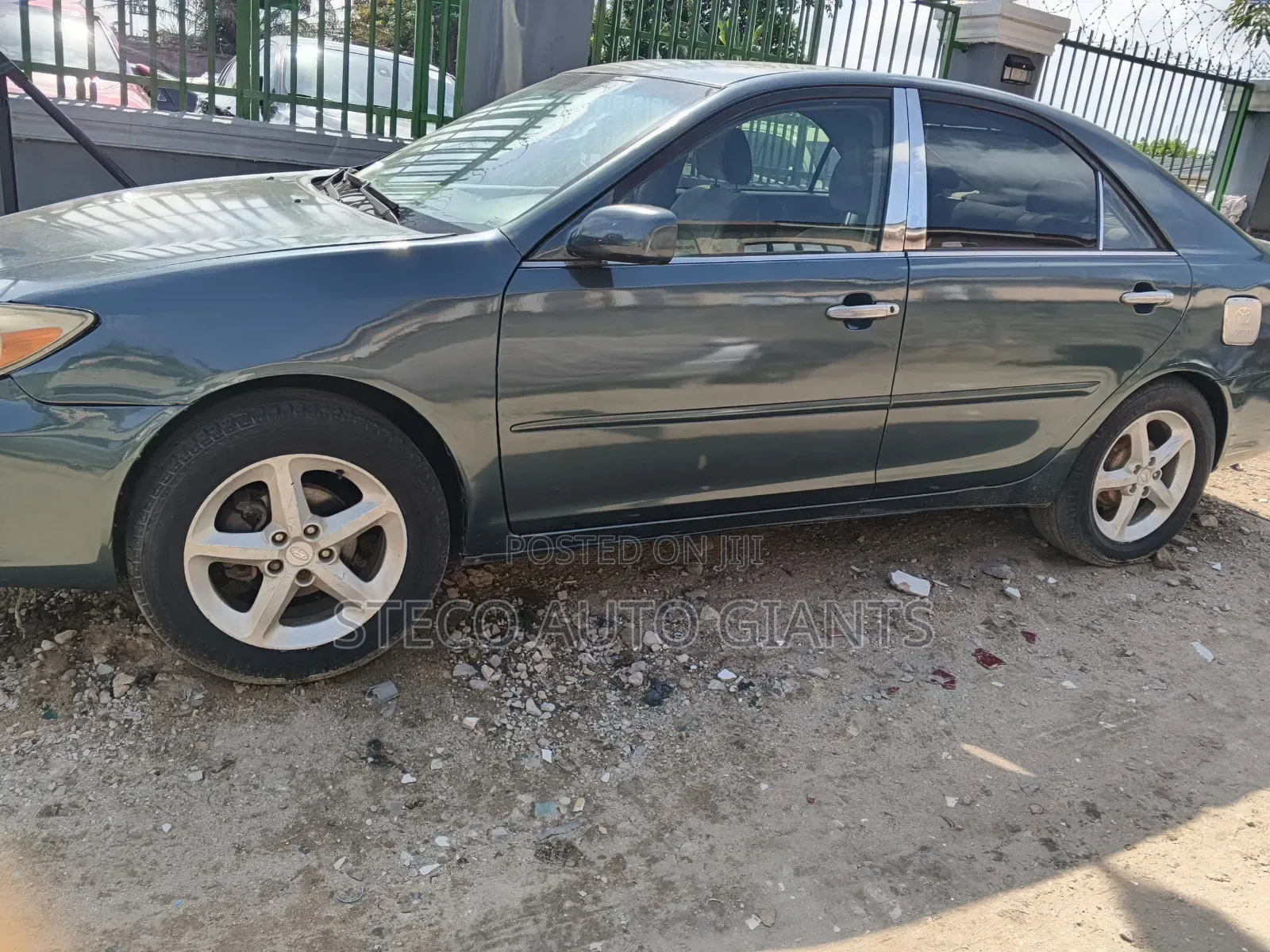Toyota Camry 2004 Gray