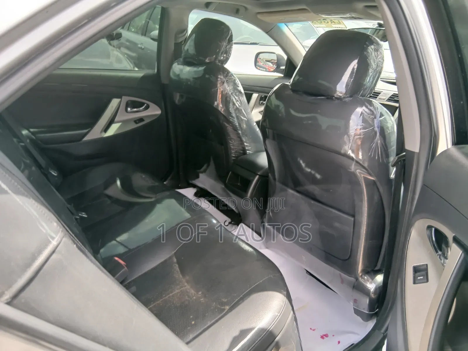 Toyota Camry SE 4dr Sedan (2.5L 4cyl 6A) 2011 Silver