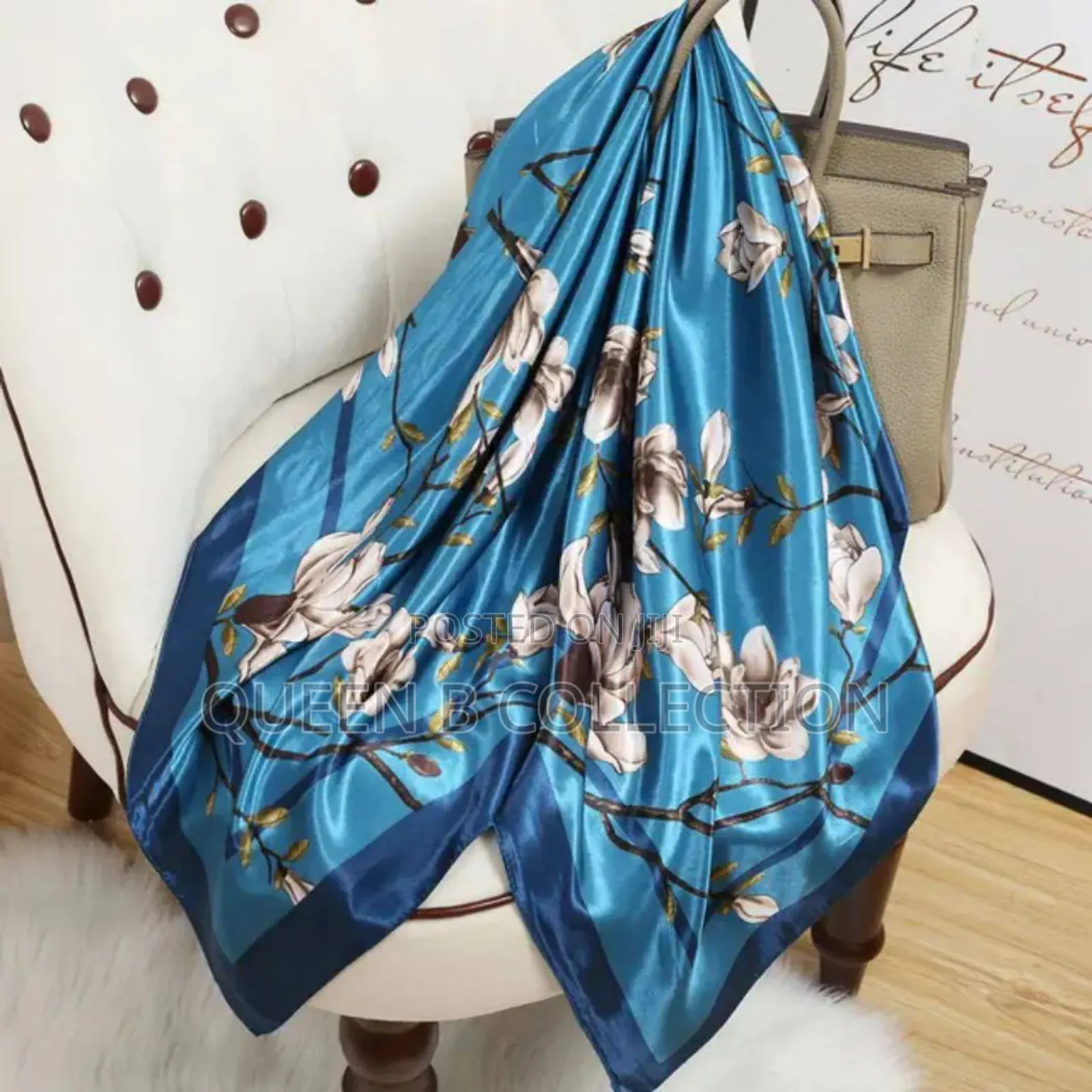 Vintage Scarf. (12 Pieces)