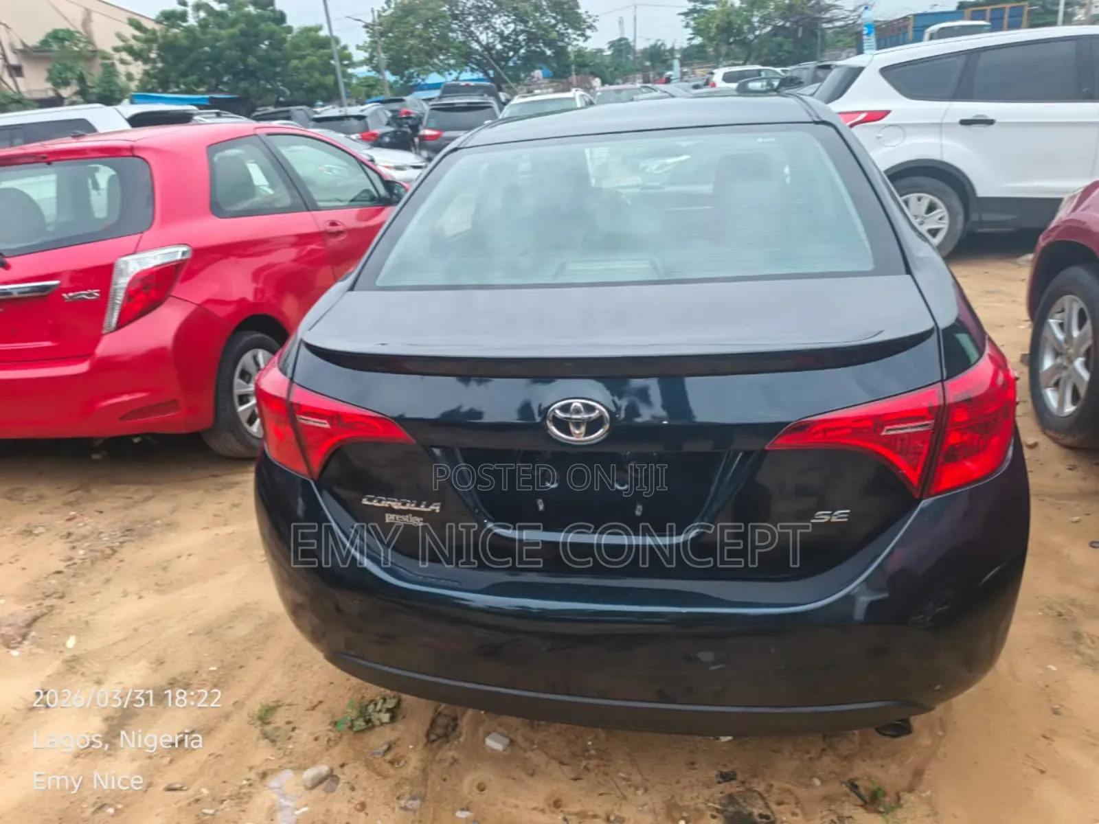 Toyota Corolla SE (1.8L 4cyl 2A) 2018 Blue