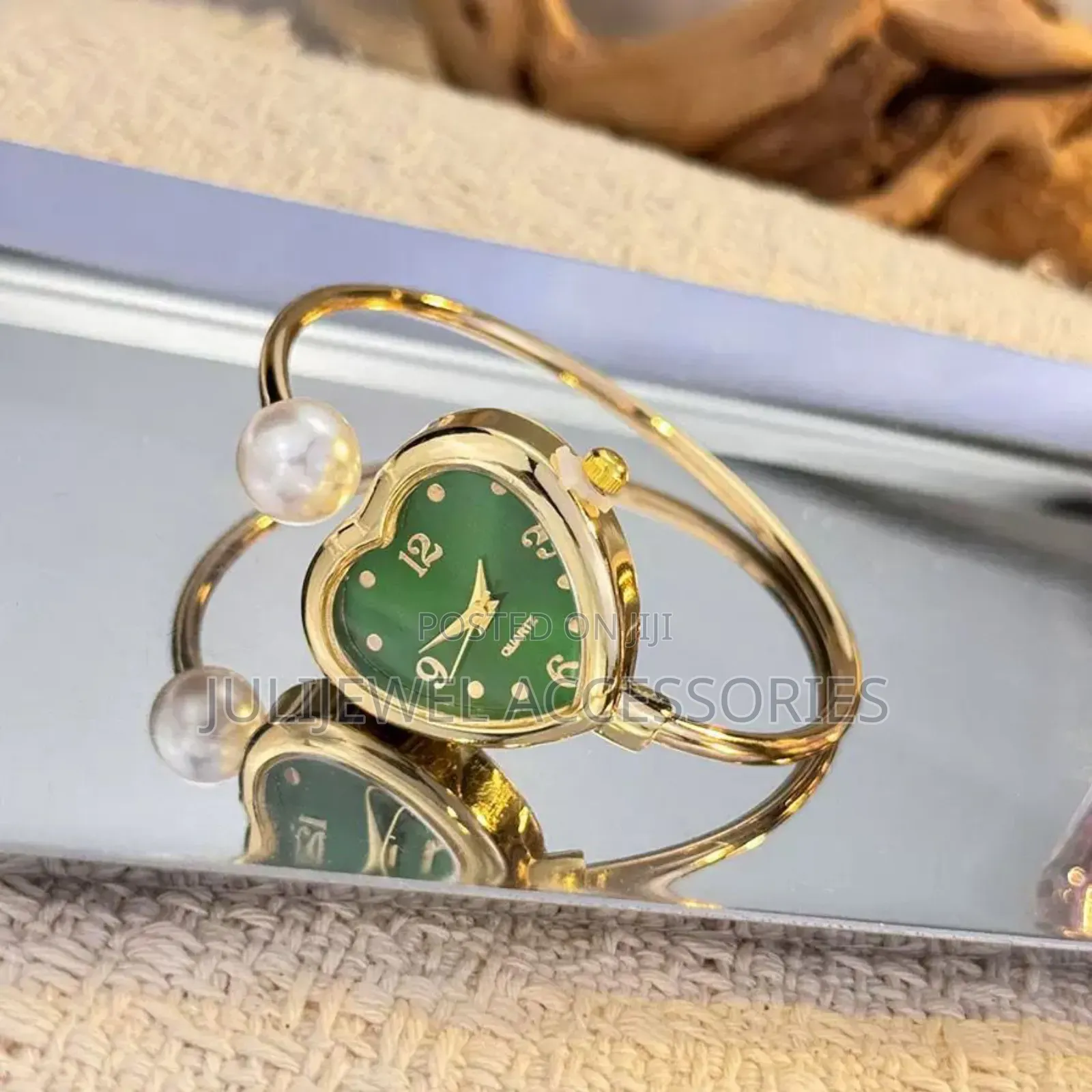 Wristwatch Bangle With Pearl for Ladies